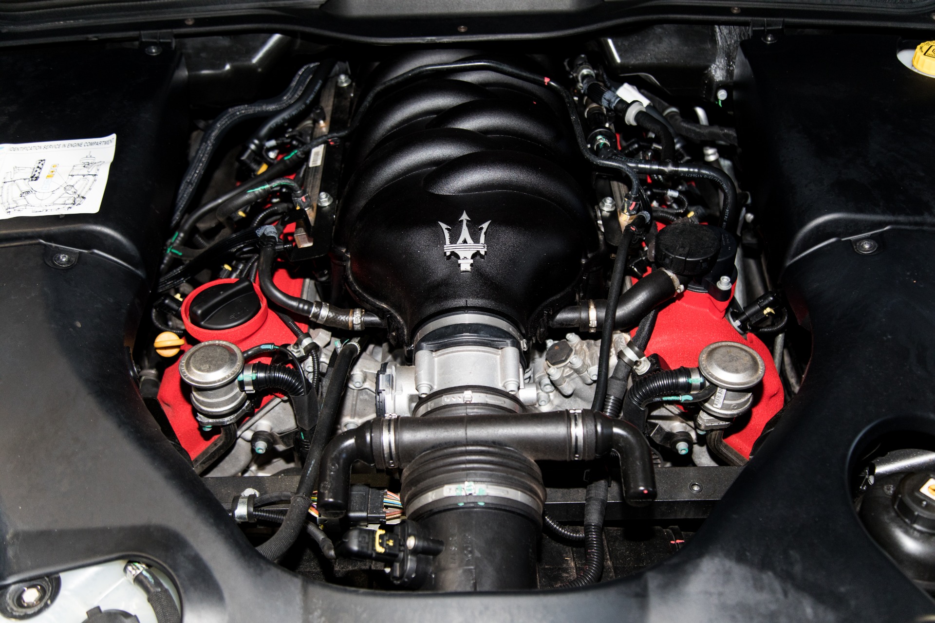 Used-2017-Maserati-GranTurismo-Sport