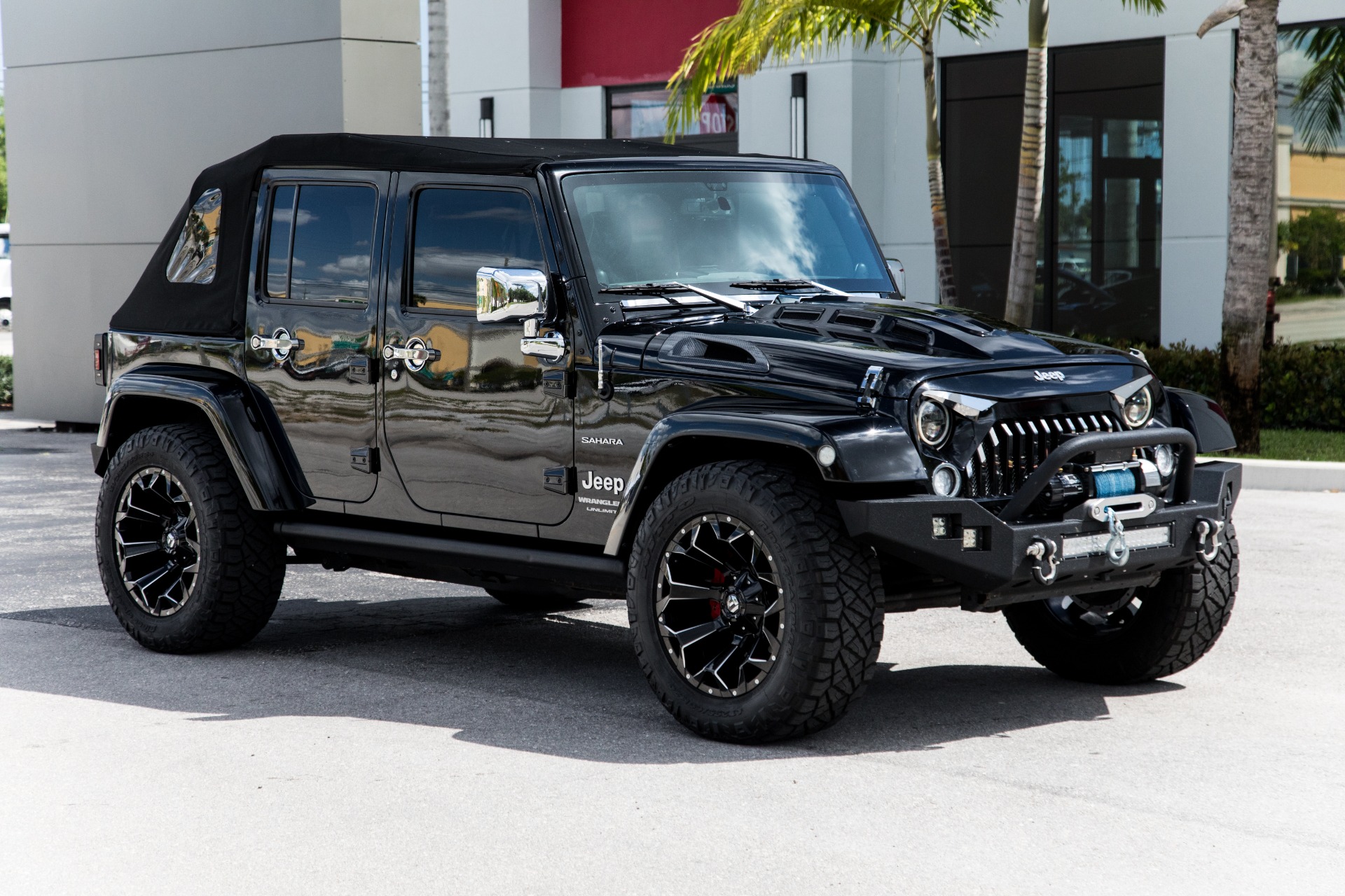 Used 2014 Jeep Wrangler Unlimited Sahara For Sale (29,900