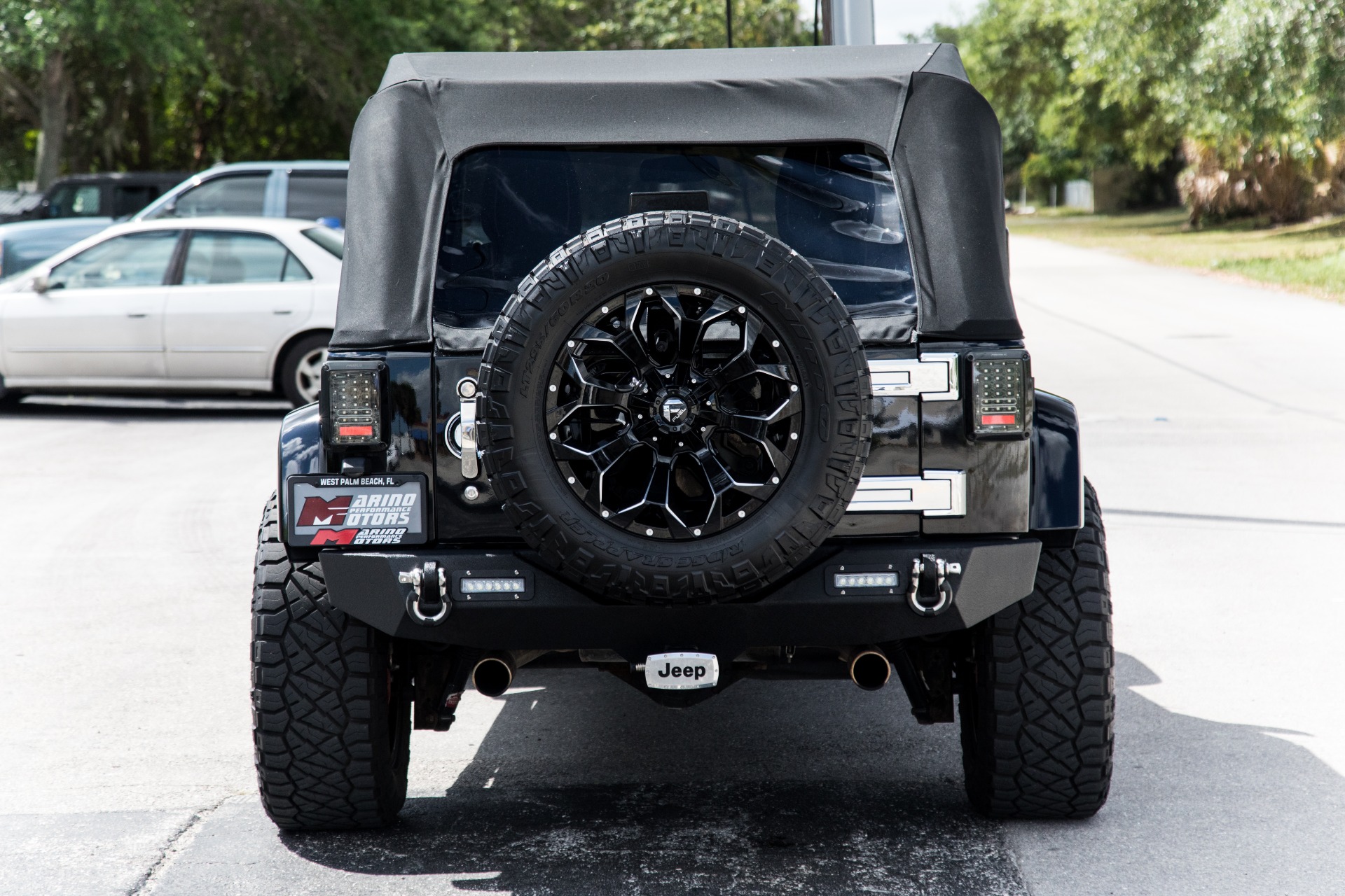 Used 2014 Jeep Wrangler Unlimited Sahara For Sale (29,900