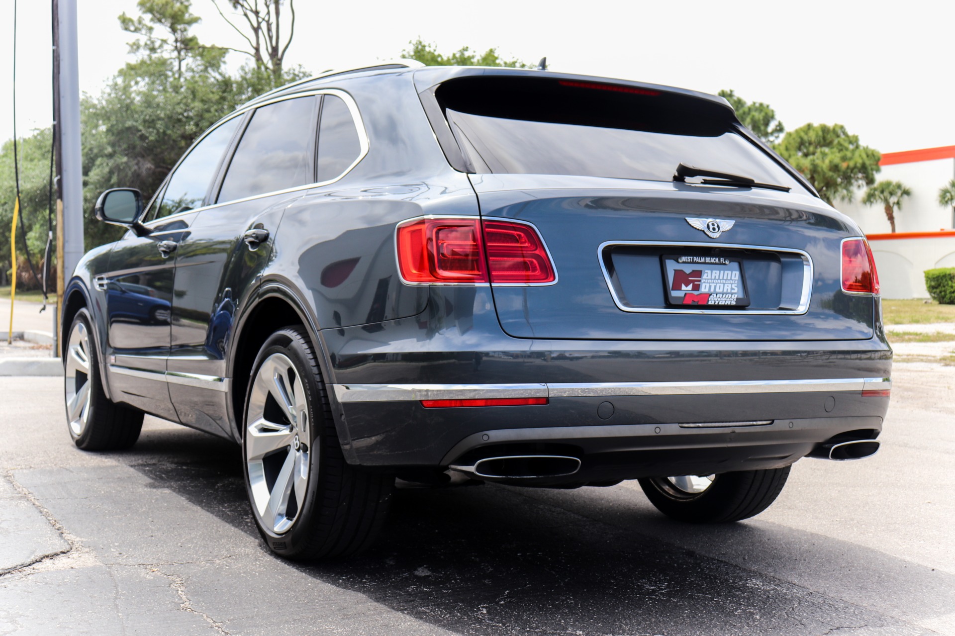 Used-2017-Bentley-Bentayga-W12