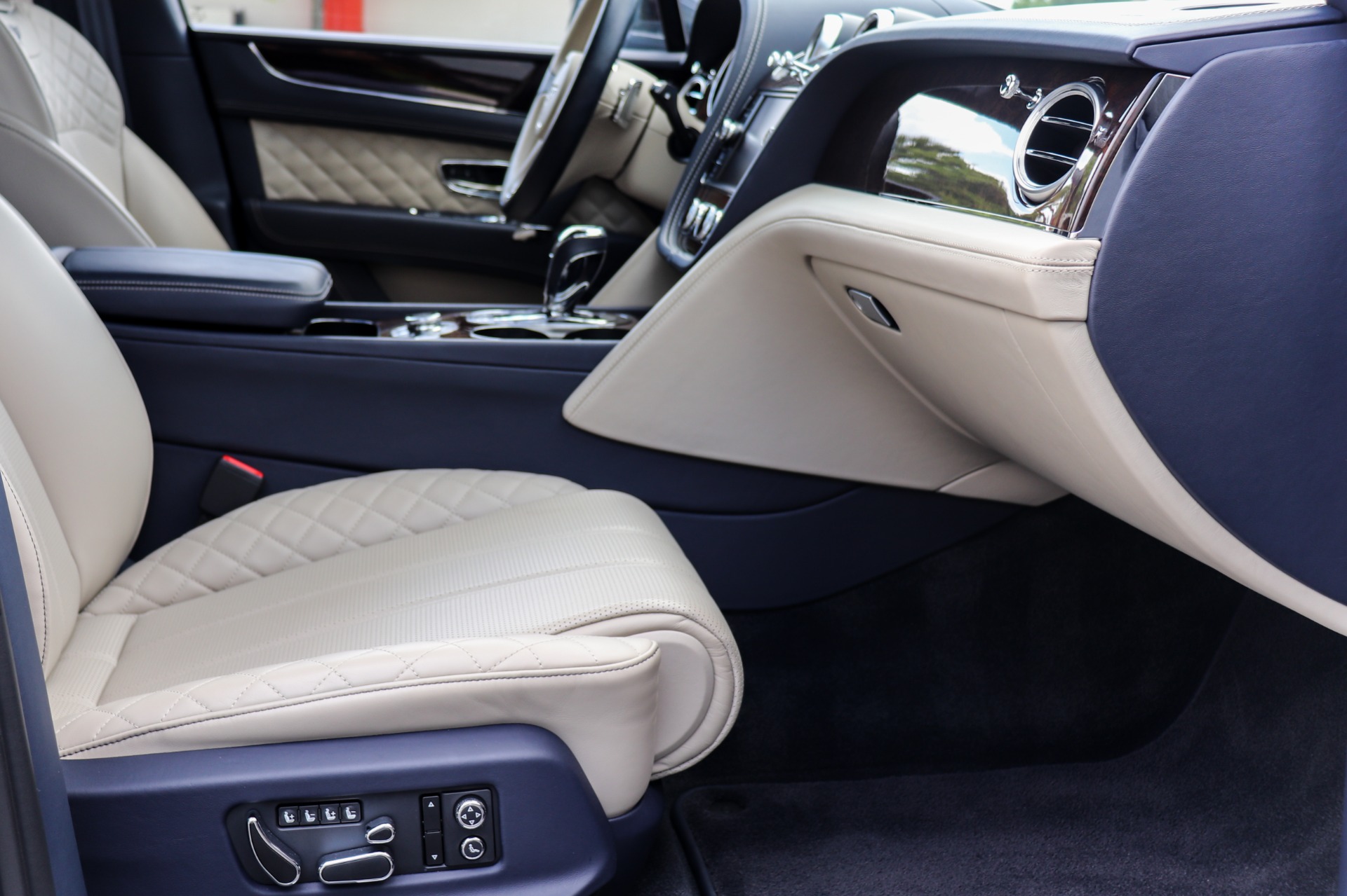 Used-2017-Bentley-Bentayga-W12