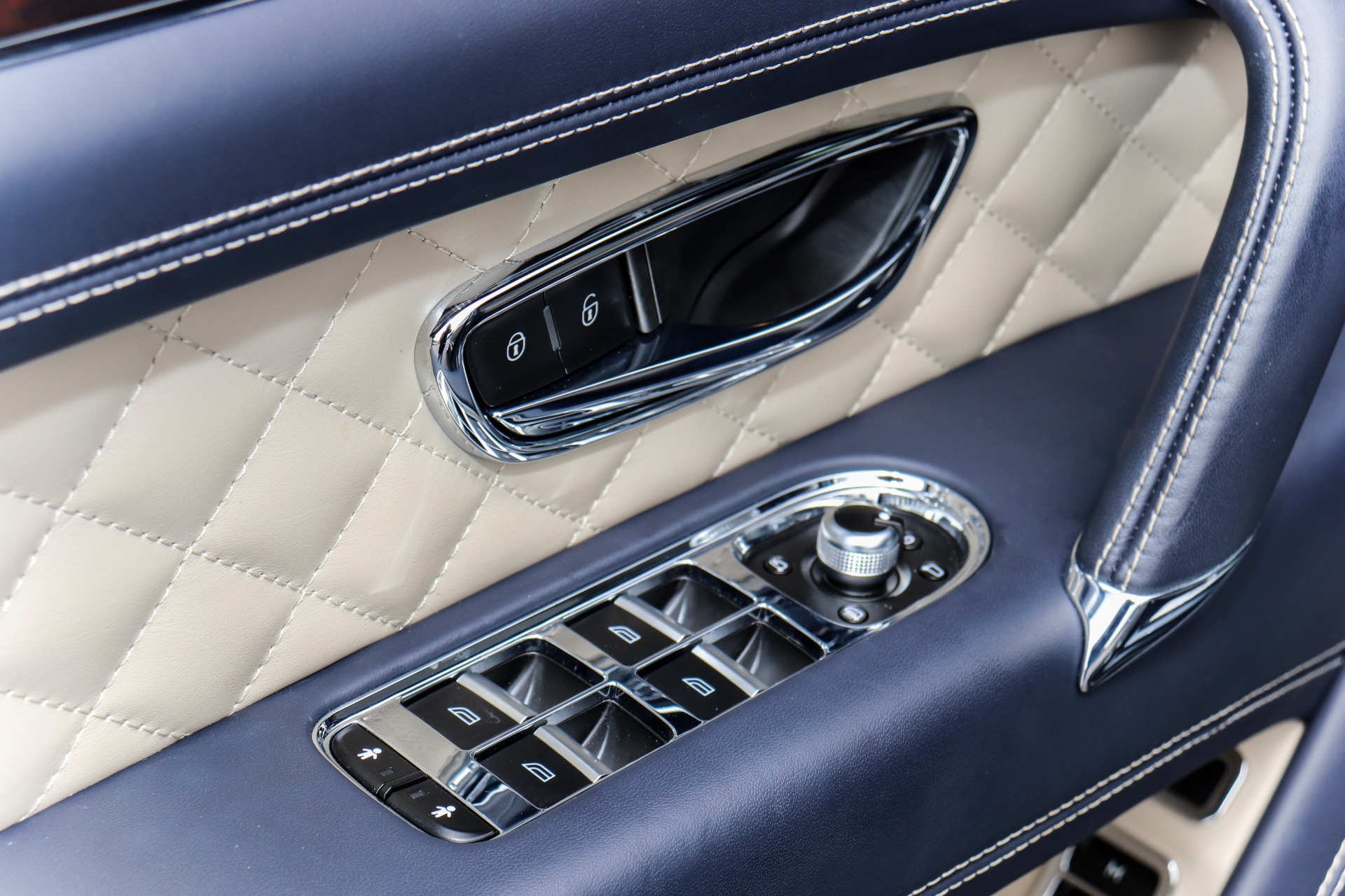 Used-2017-Bentley-Bentayga-W12