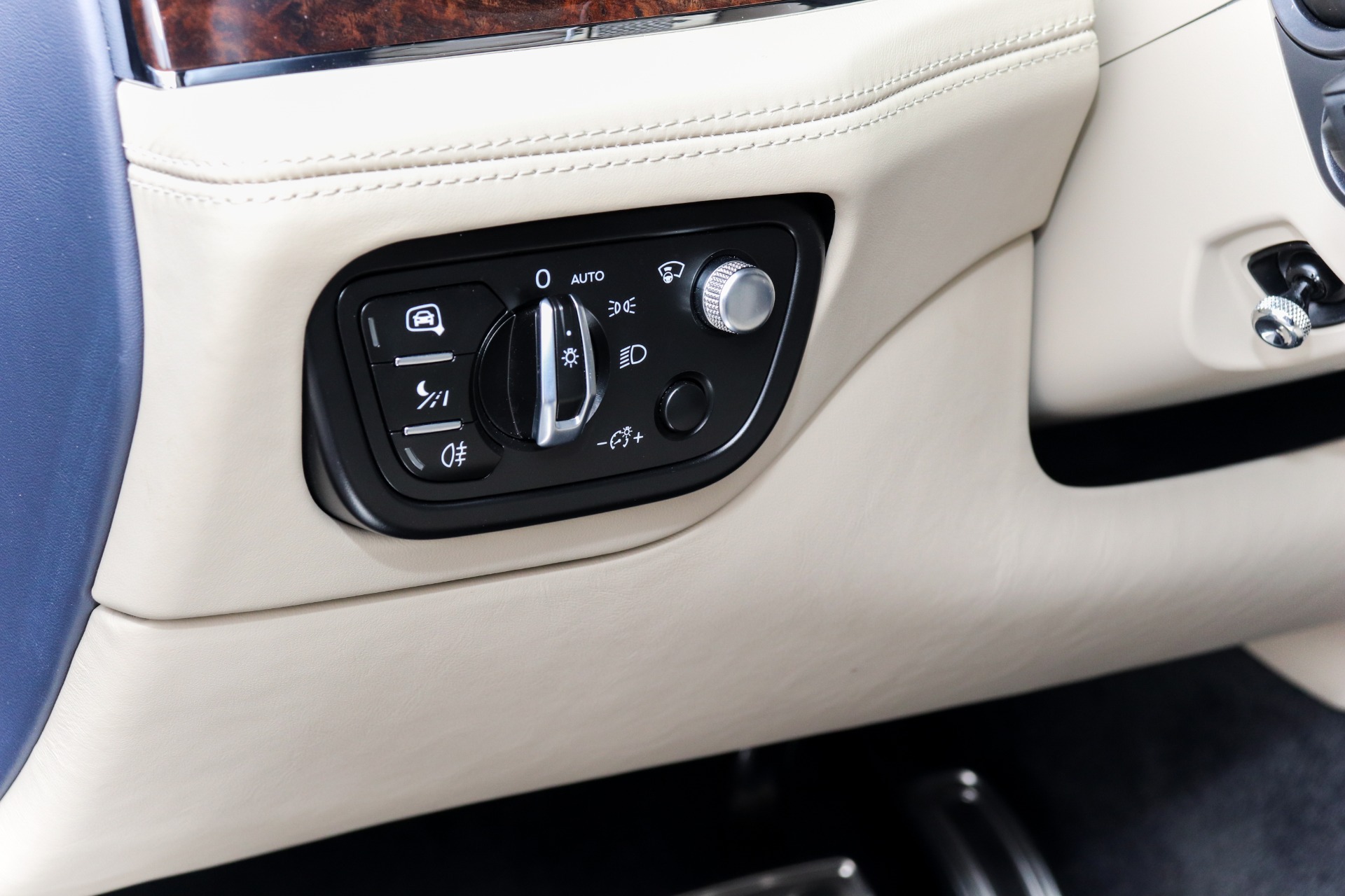 Used-2017-Bentley-Bentayga-W12