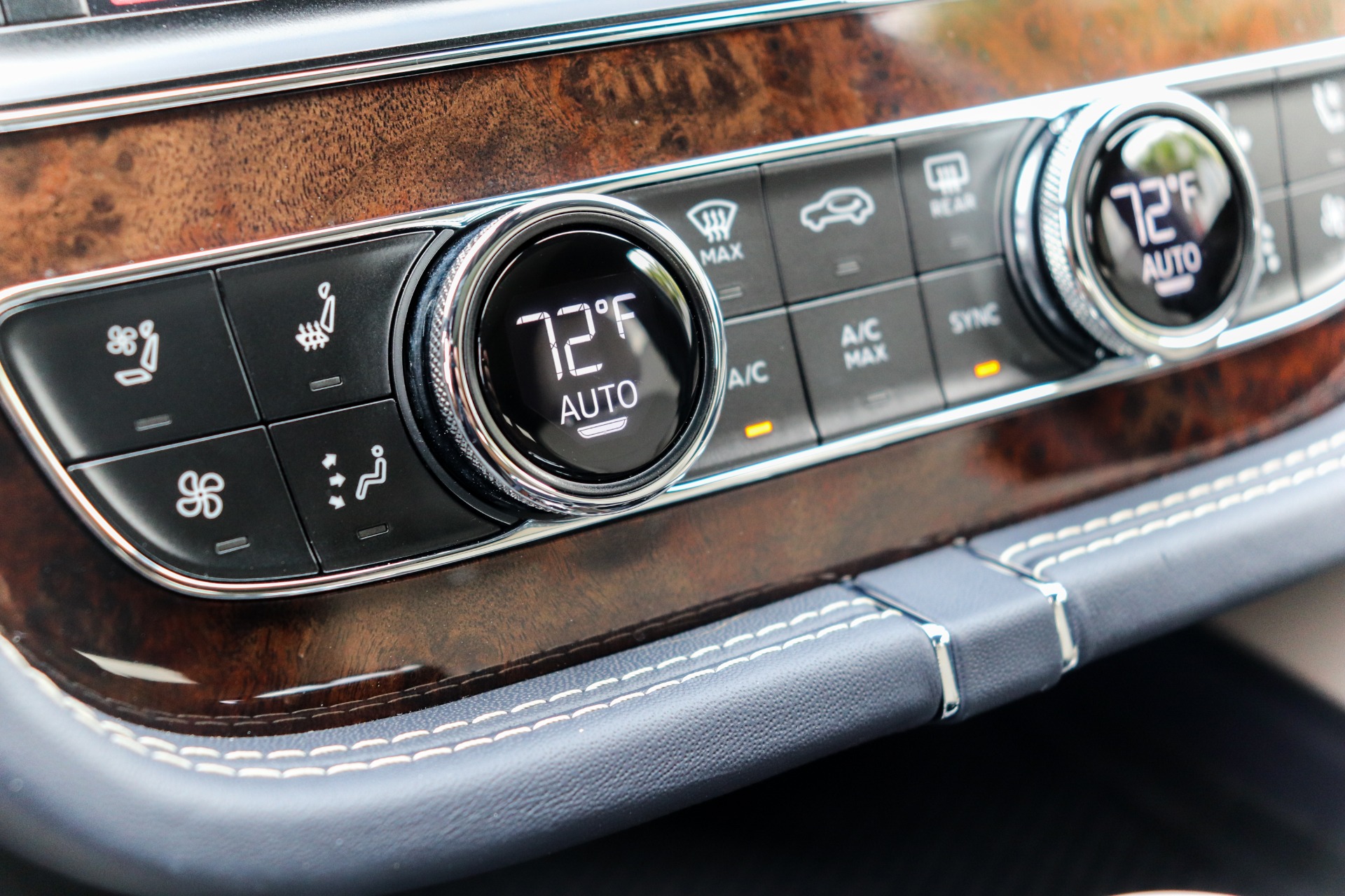 Used-2017-Bentley-Bentayga-W12