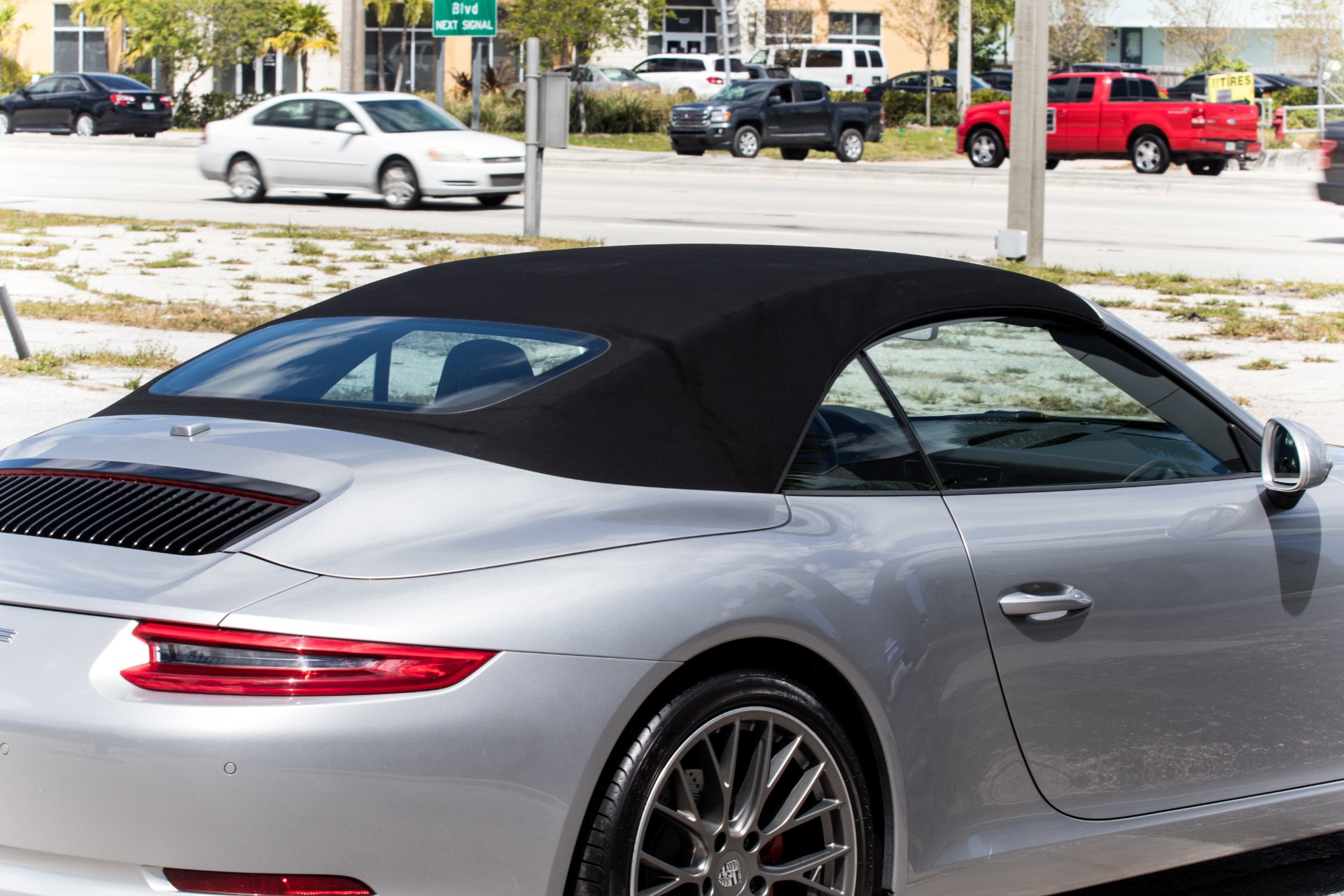 Used-2017-Porsche-911-Carrera-S