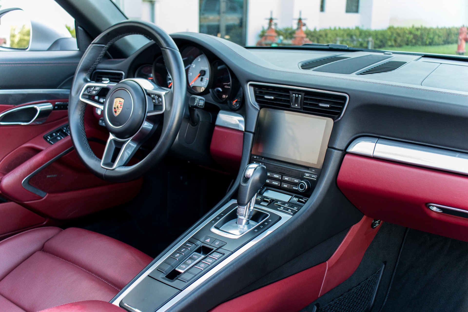 Used-2017-Porsche-911-Carrera-S