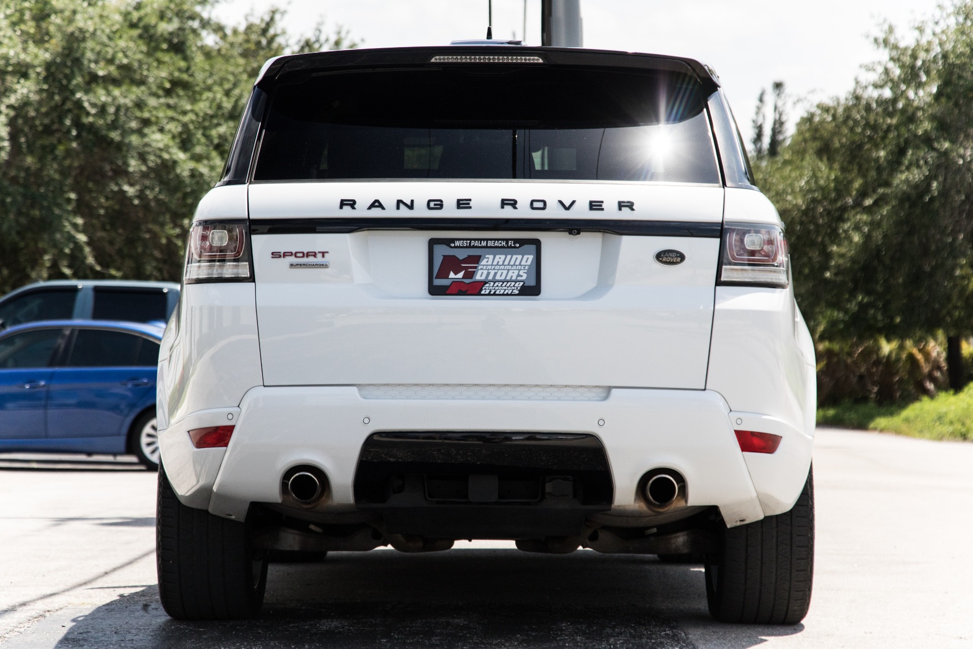 Used-2015-Land-Rover-Range-Rover-Sport-Supercharged