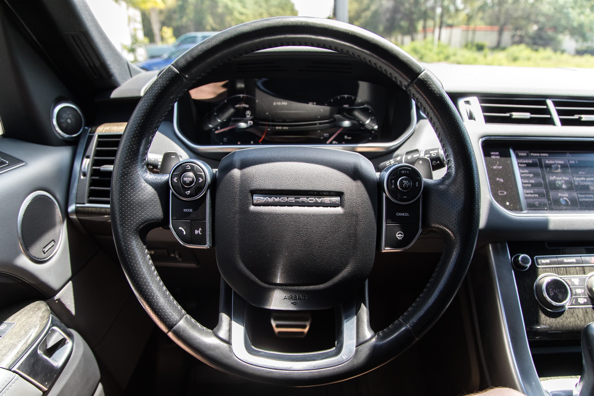Used-2015-Land-Rover-Range-Rover-Sport-Supercharged