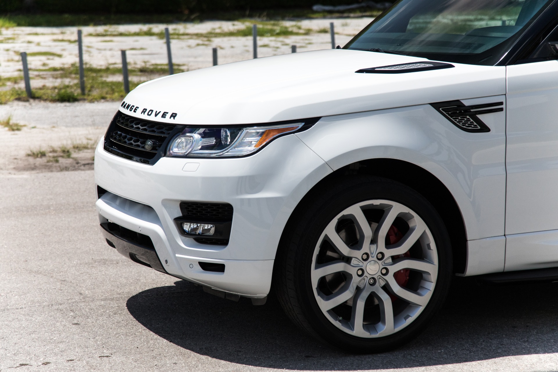 Used-2015-Land-Rover-Range-Rover-Sport-Supercharged