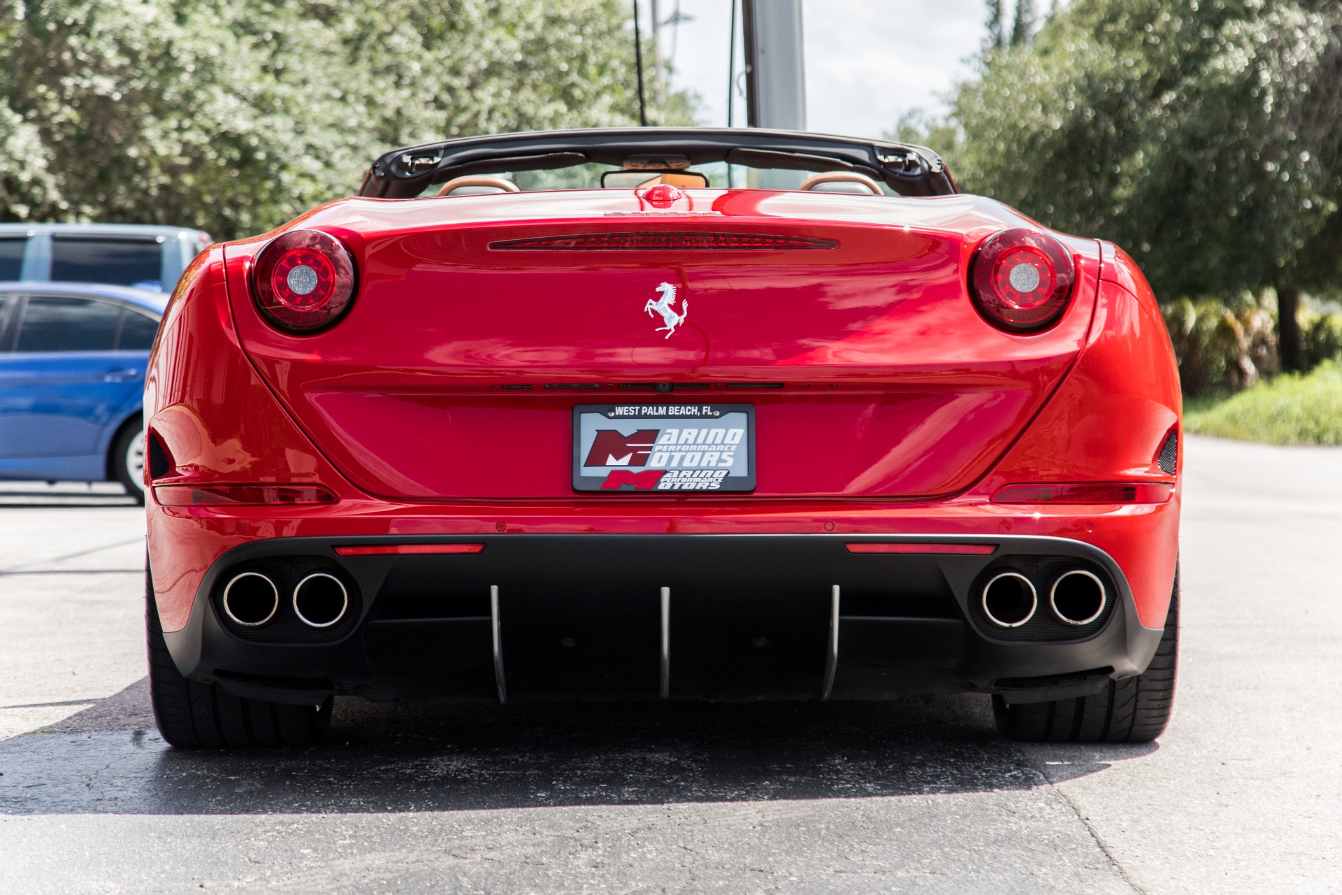 Used-2015-Ferrari-California-T