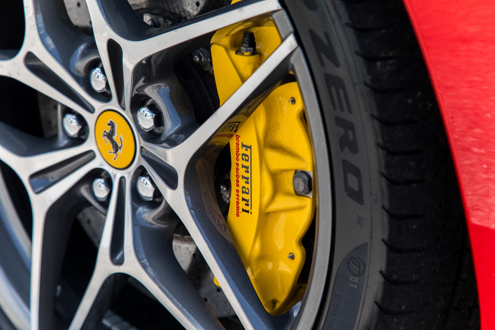 Used-2015-Ferrari-California-T