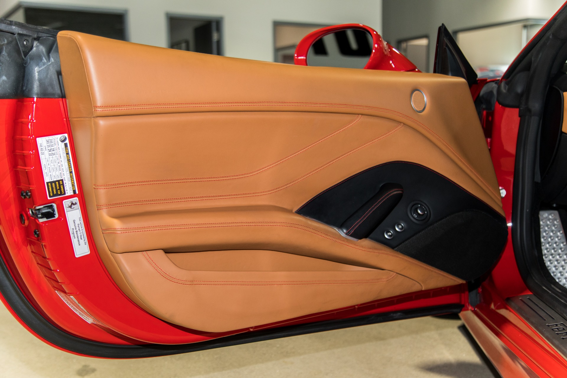 Used-2015-Ferrari-California-T