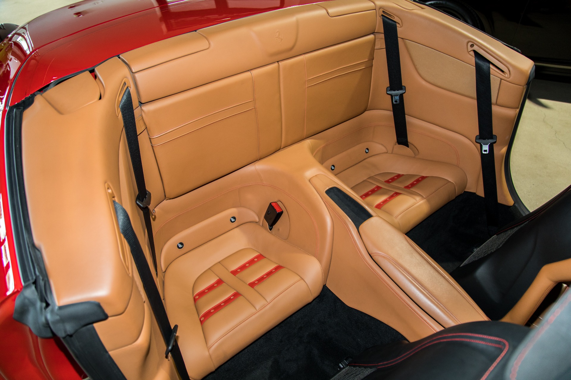 Used-2015-Ferrari-California-T