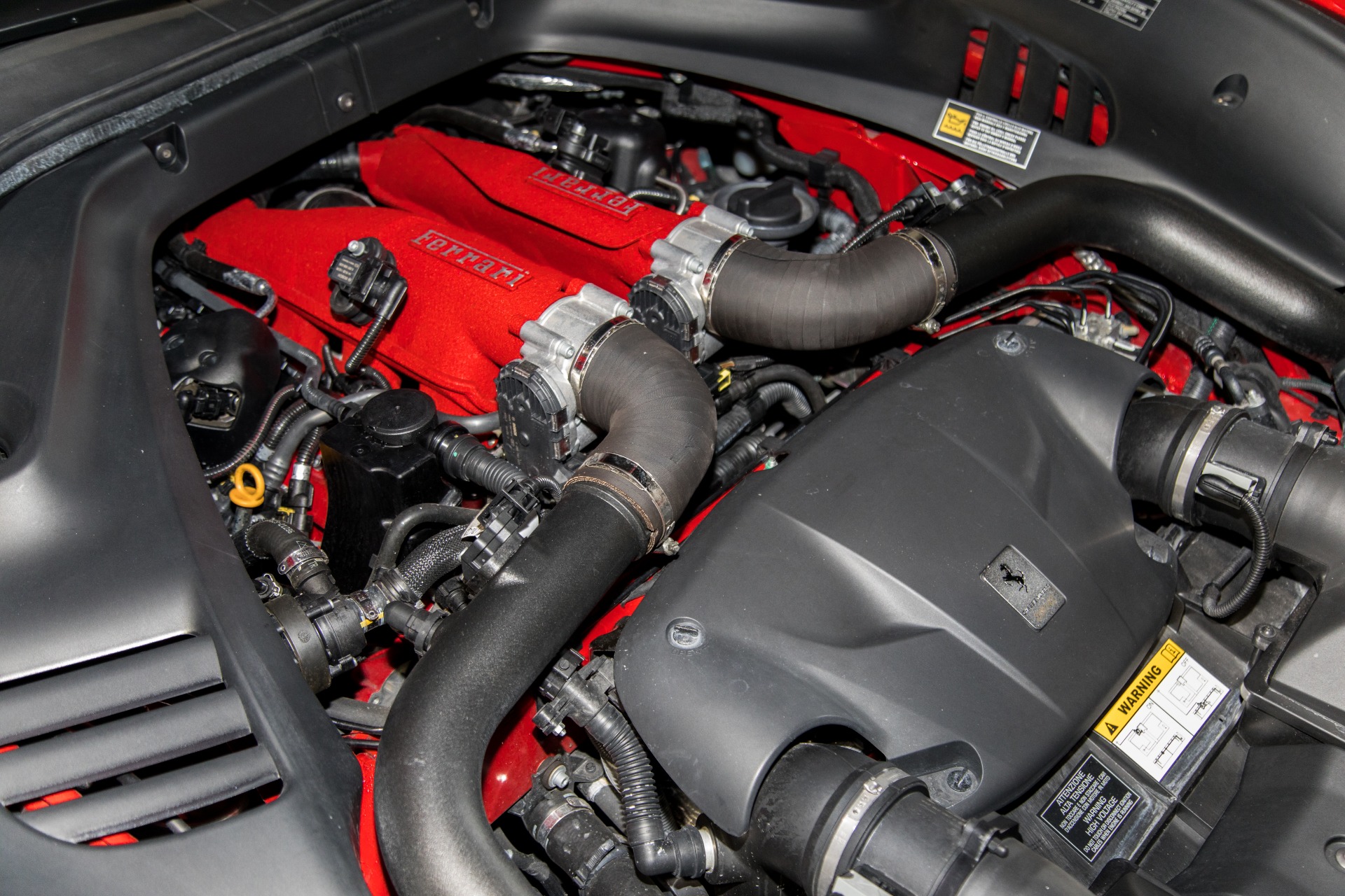 Used-2015-Ferrari-California-T