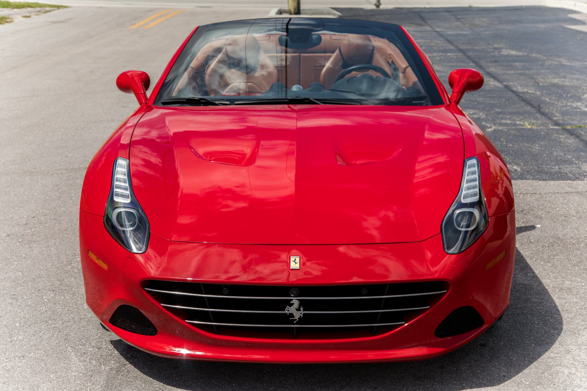Used-2015-Ferrari-California-T