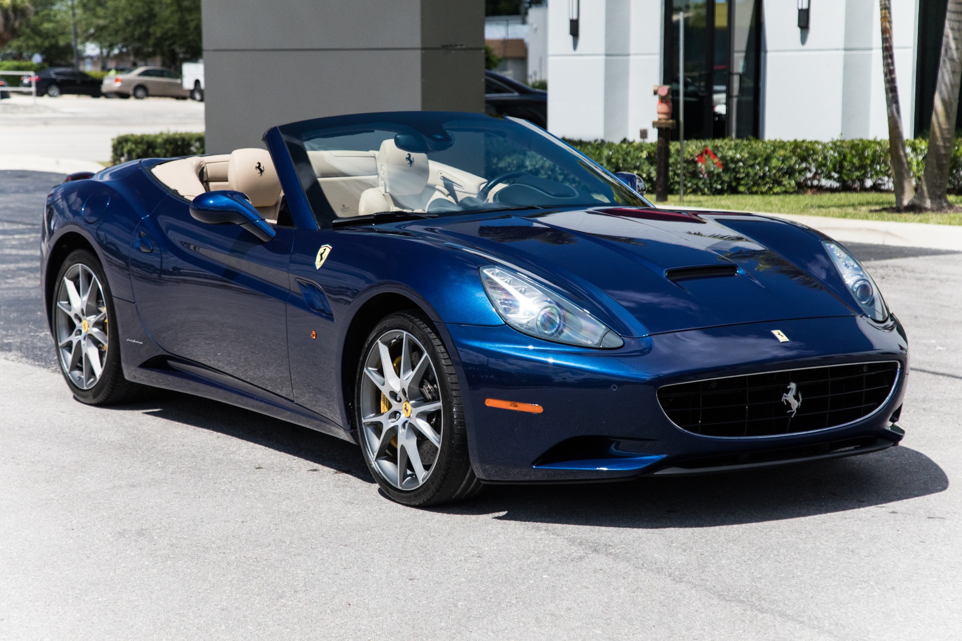 Used-2012-Ferrari-California