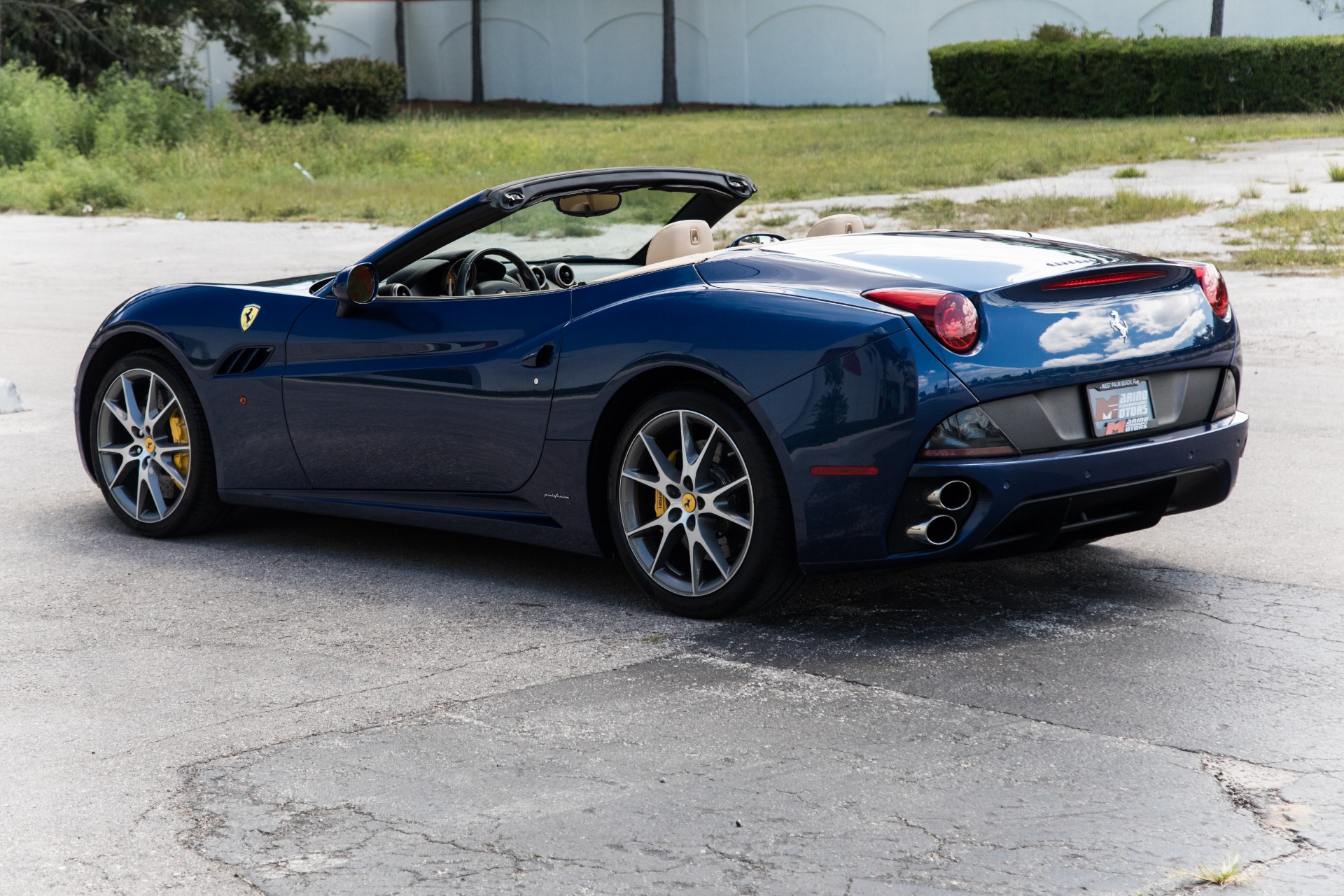 Used-2012-Ferrari-California