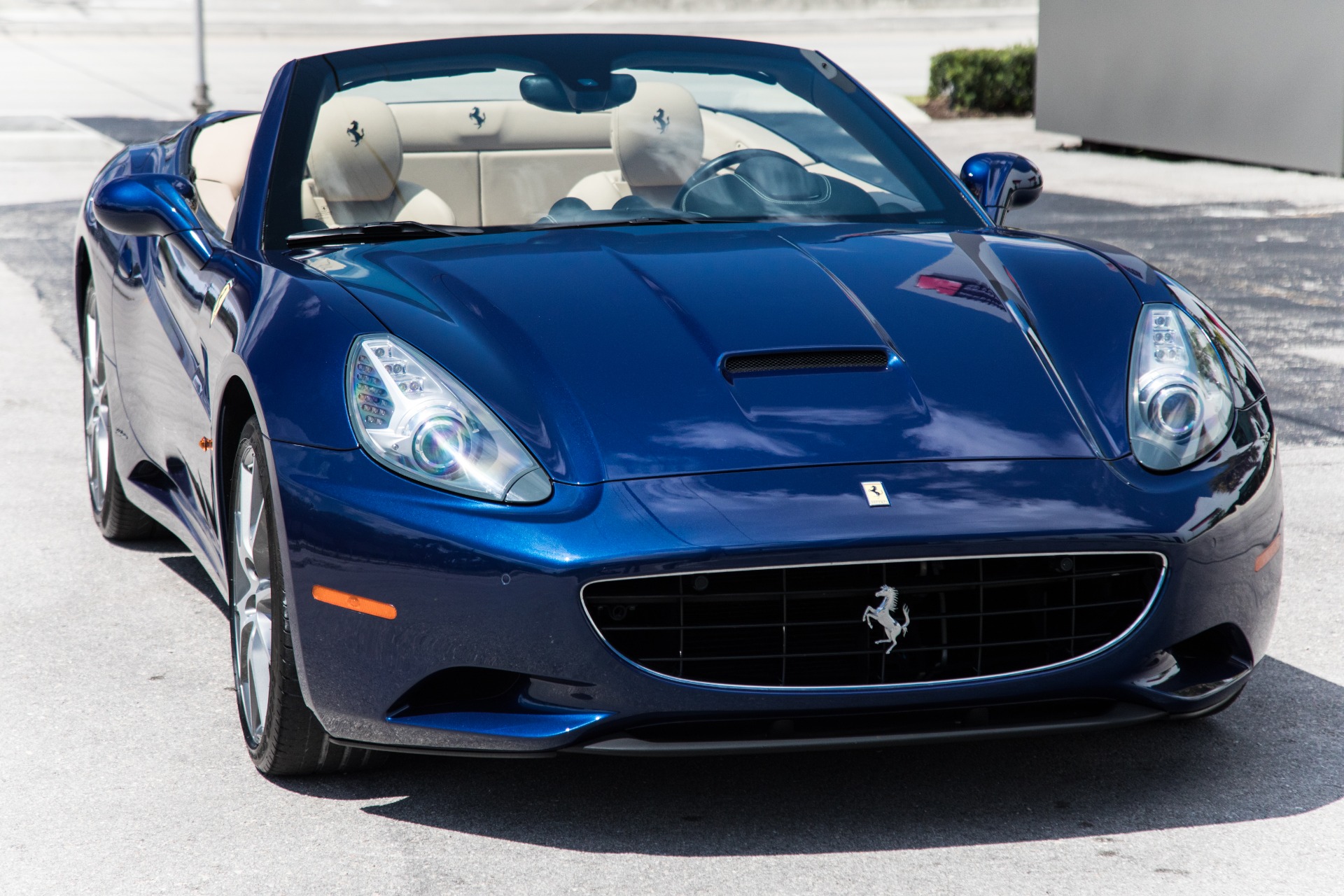 Used-2012-Ferrari-California
