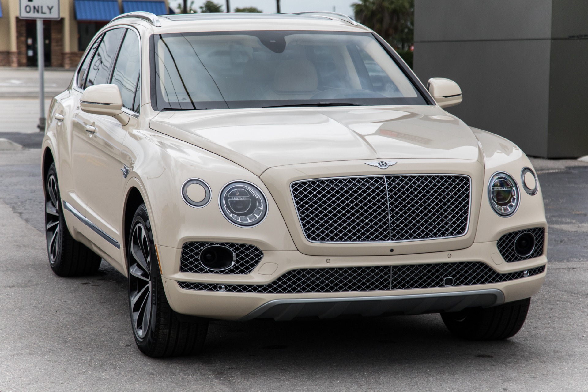 Used-2017-Bentley-Bentayga-W12