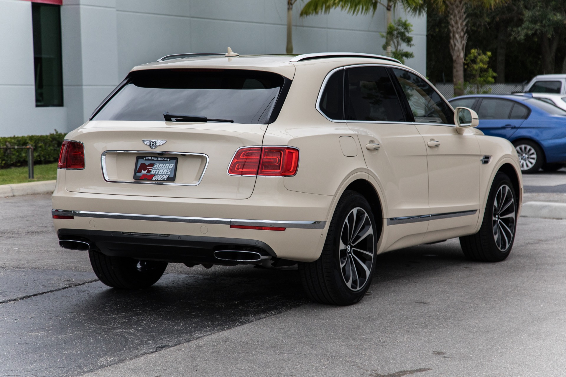 Used-2017-Bentley-Bentayga-W12