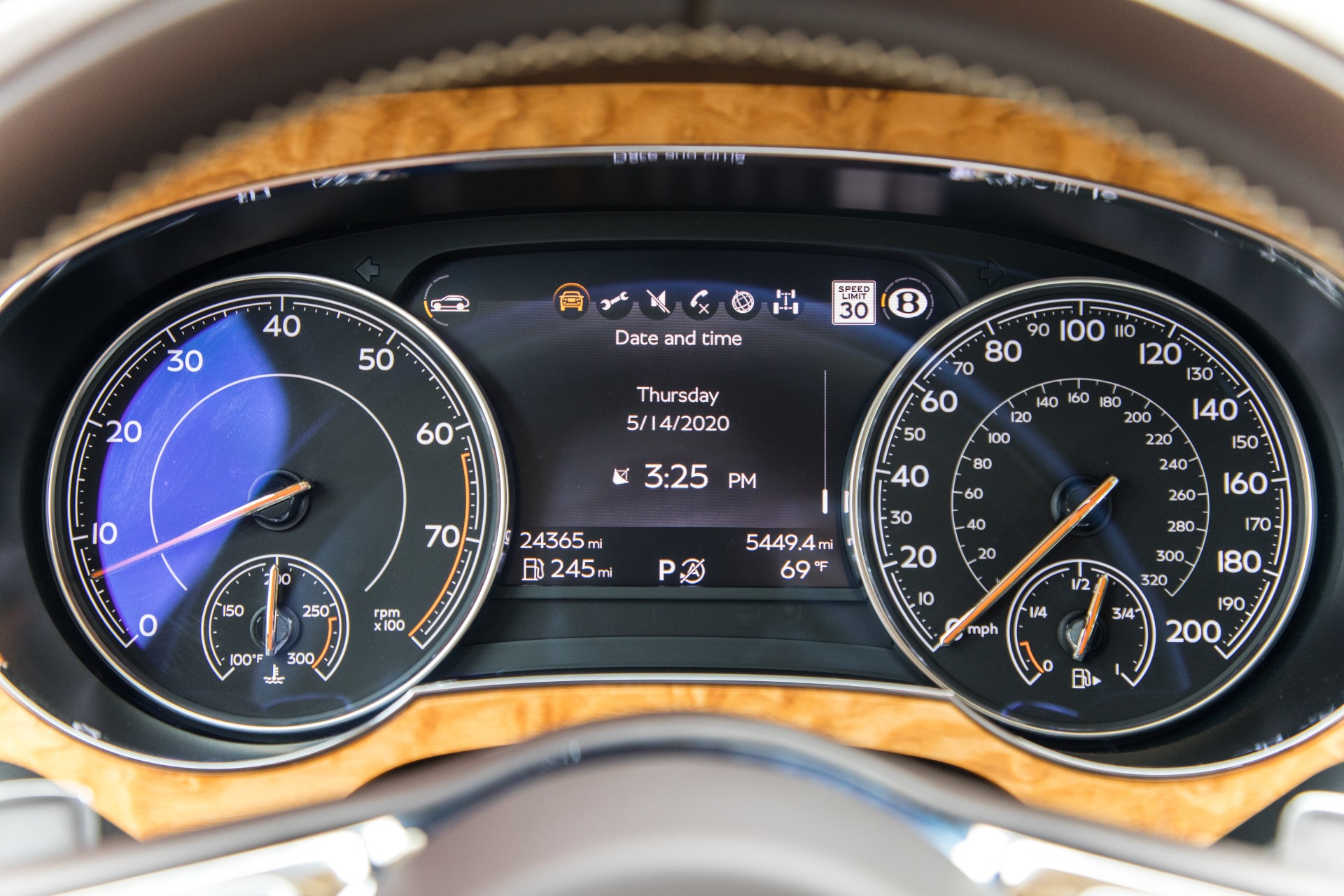 Used-2017-Bentley-Bentayga-W12