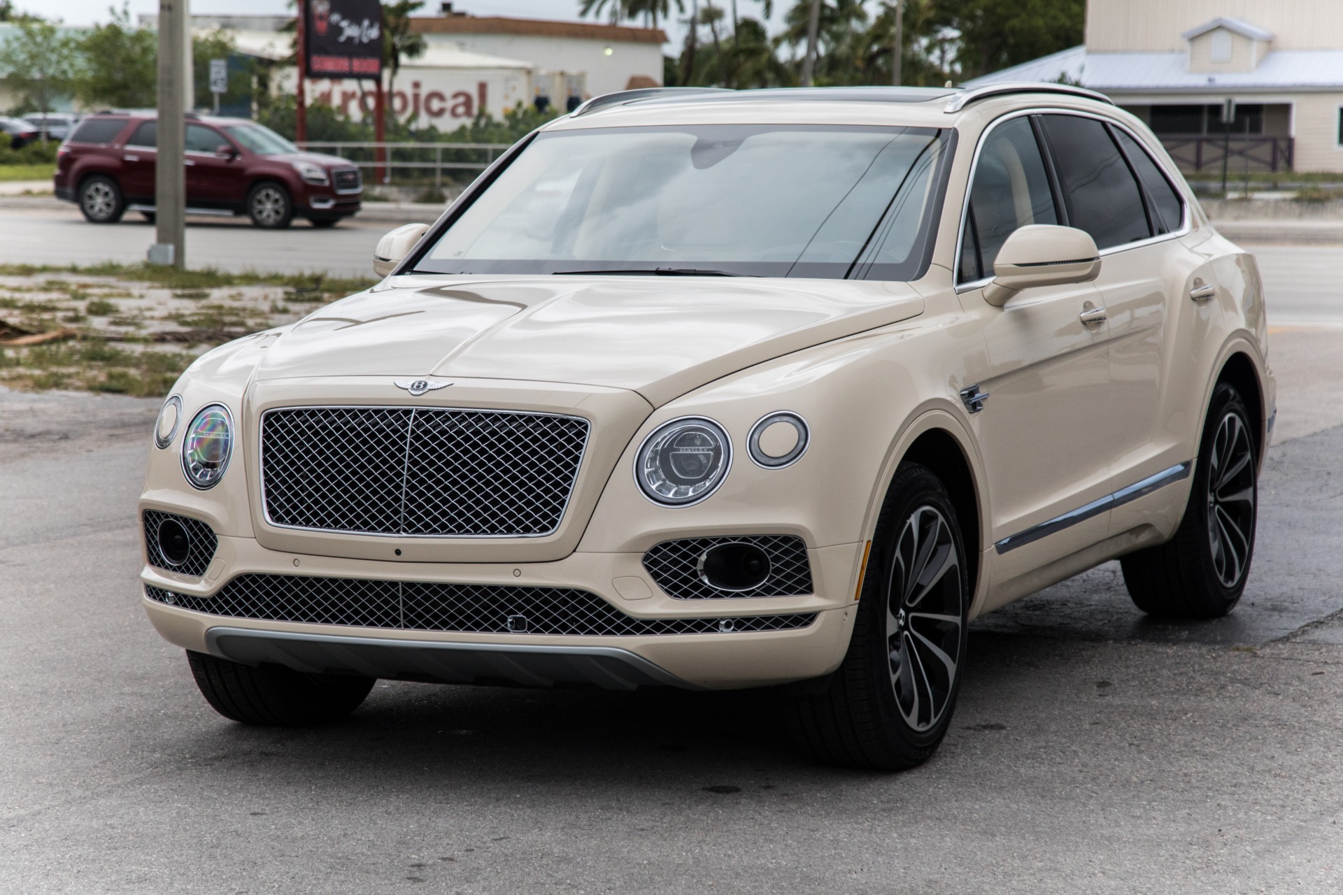 Used-2017-Bentley-Bentayga-W12