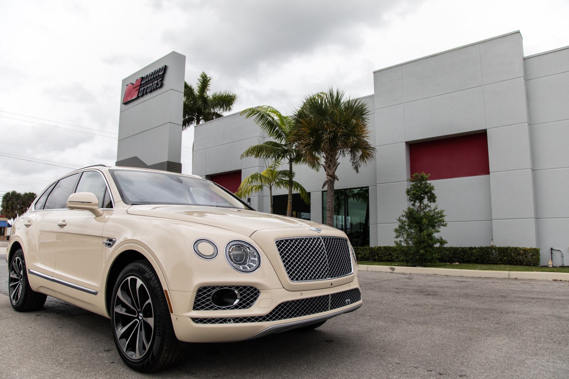 Used-2017-Bentley-Bentayga-W12