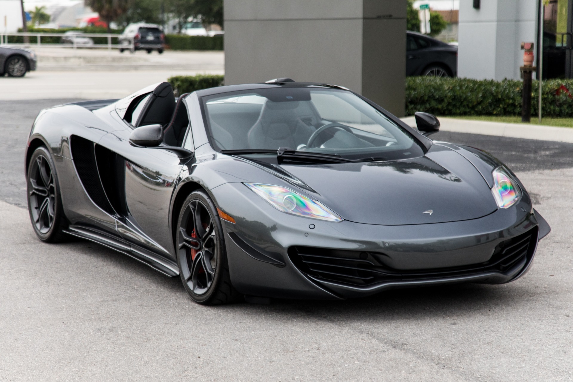 Used-2013-McLaren-MP4-12C-Spider