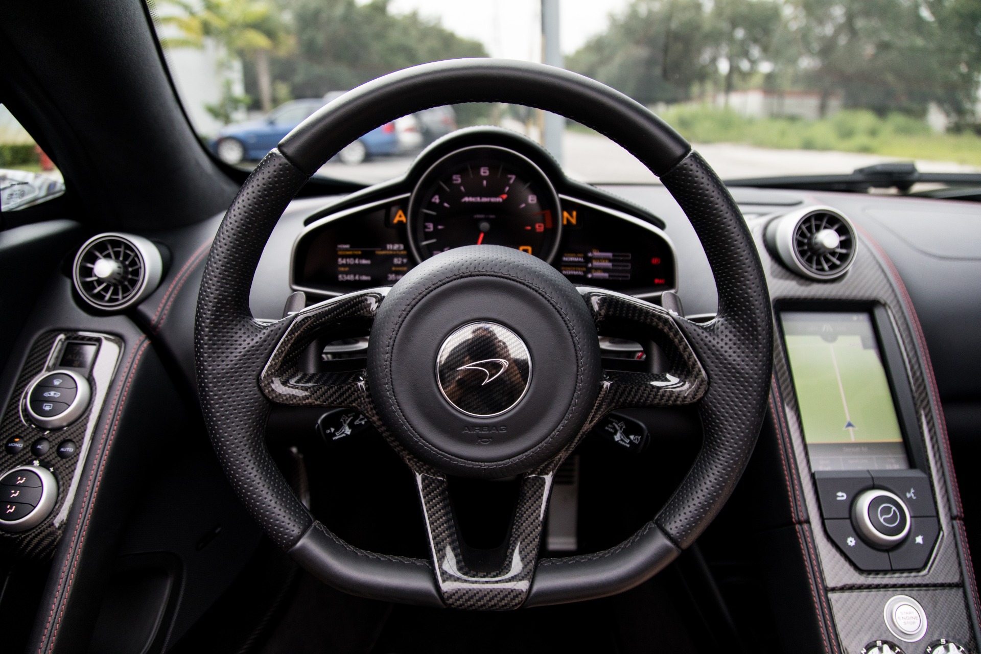 Used-2013-McLaren-MP4-12C-Spider
