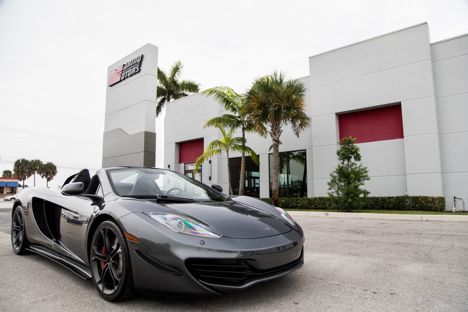 Used-2013-McLaren-MP4-12C-Spider