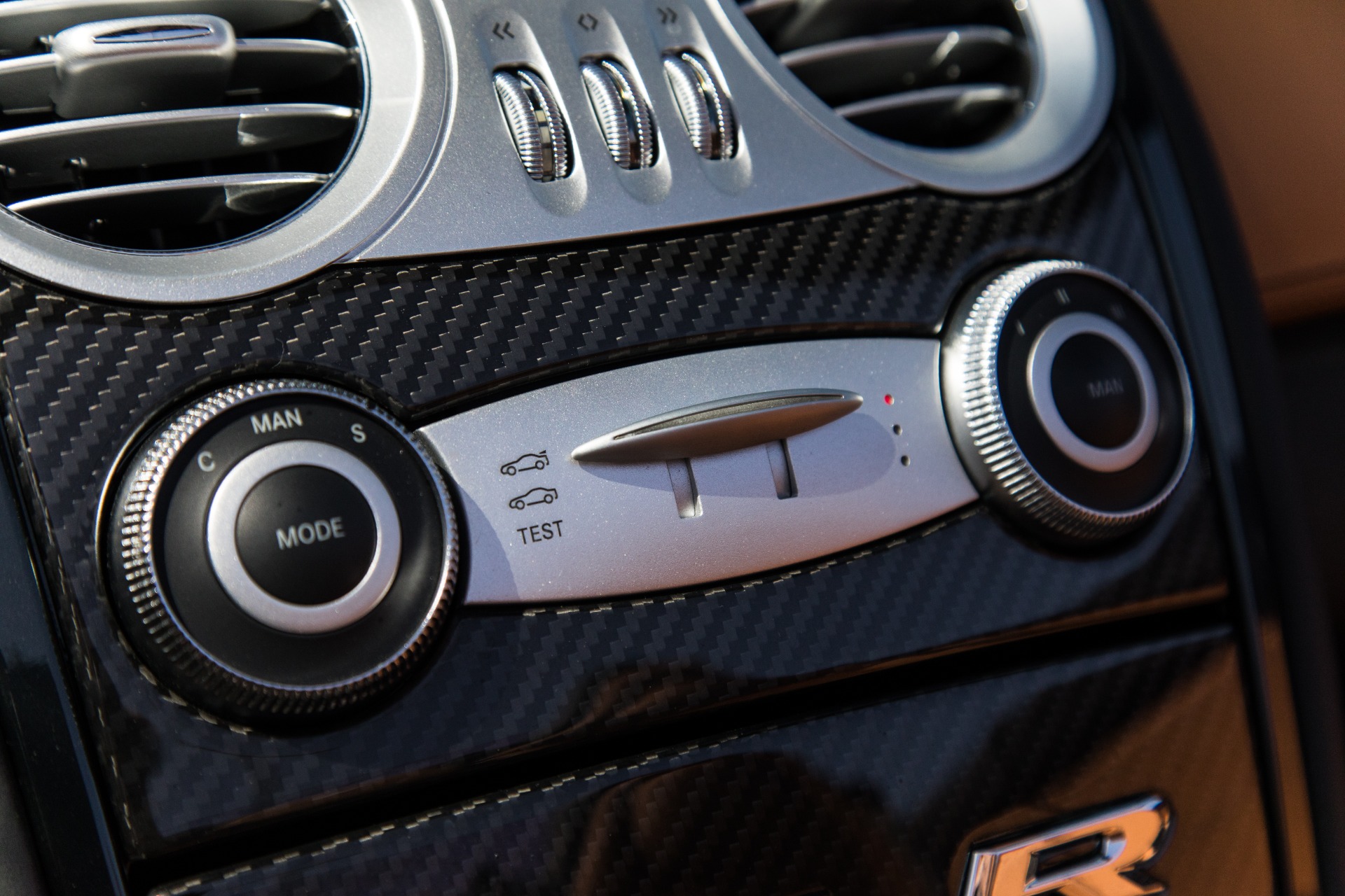 Used-2008-Mercedes-Benz-SLR-SLR-McLaren