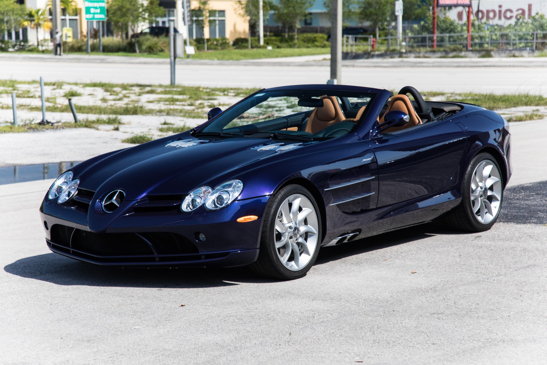 Used-2008-Mercedes-Benz-SLR-SLR-McLaren