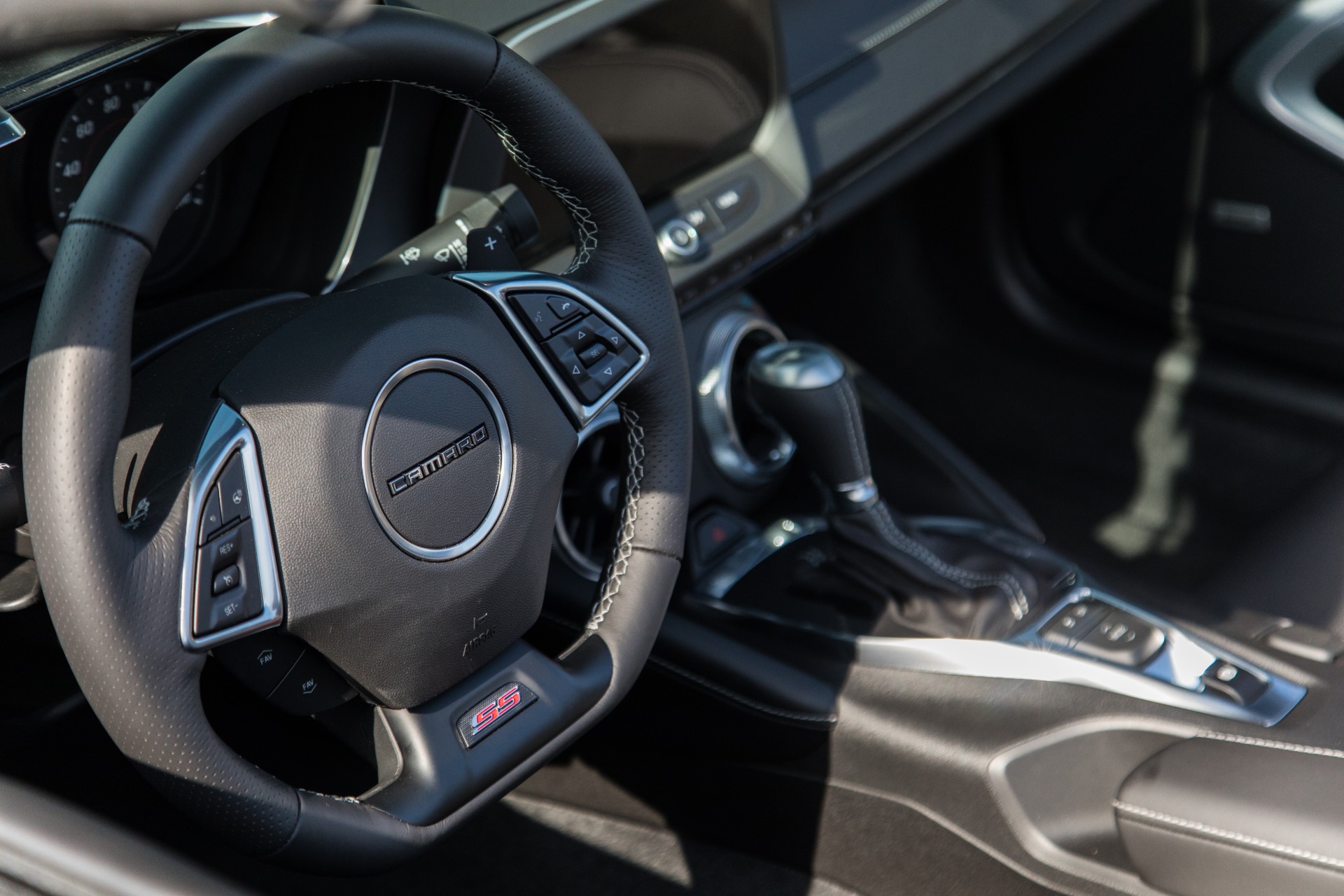 Used-2018-Chevrolet-Camaro-SS-Indy-500-Official-Vehicle