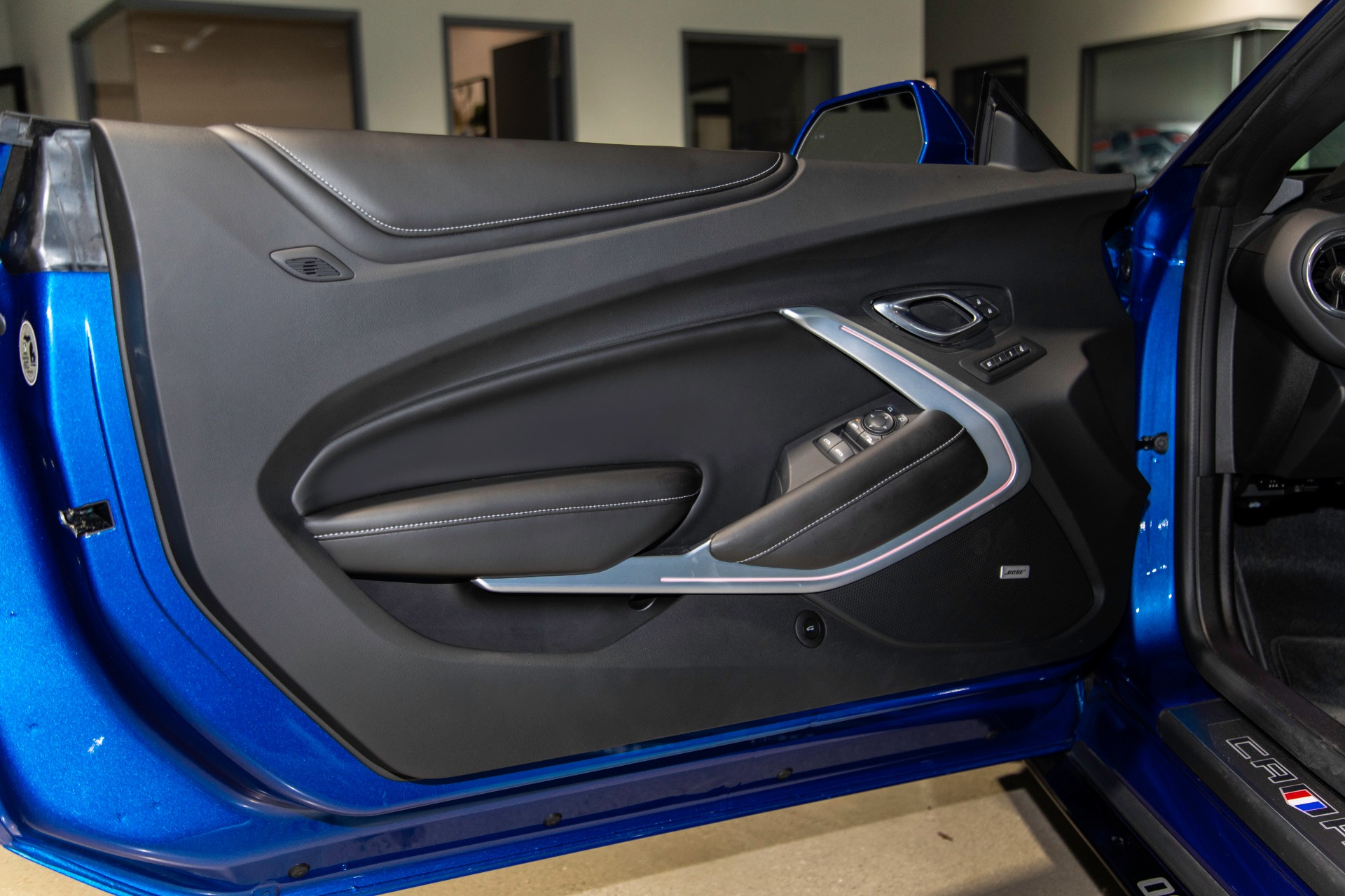Used-2018-Chevrolet-Camaro-SS-Indy-500-Official-Vehicle
