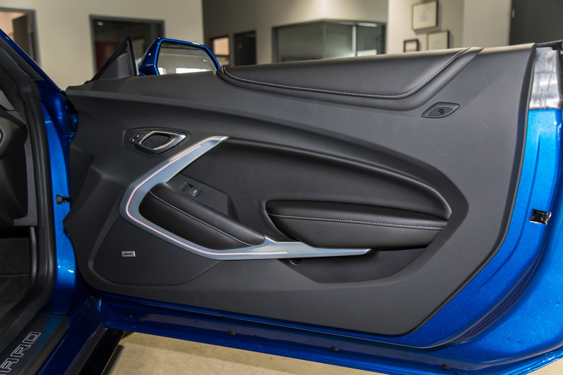 Used-2018-Chevrolet-Camaro-SS-Indy-500-Official-Vehicle