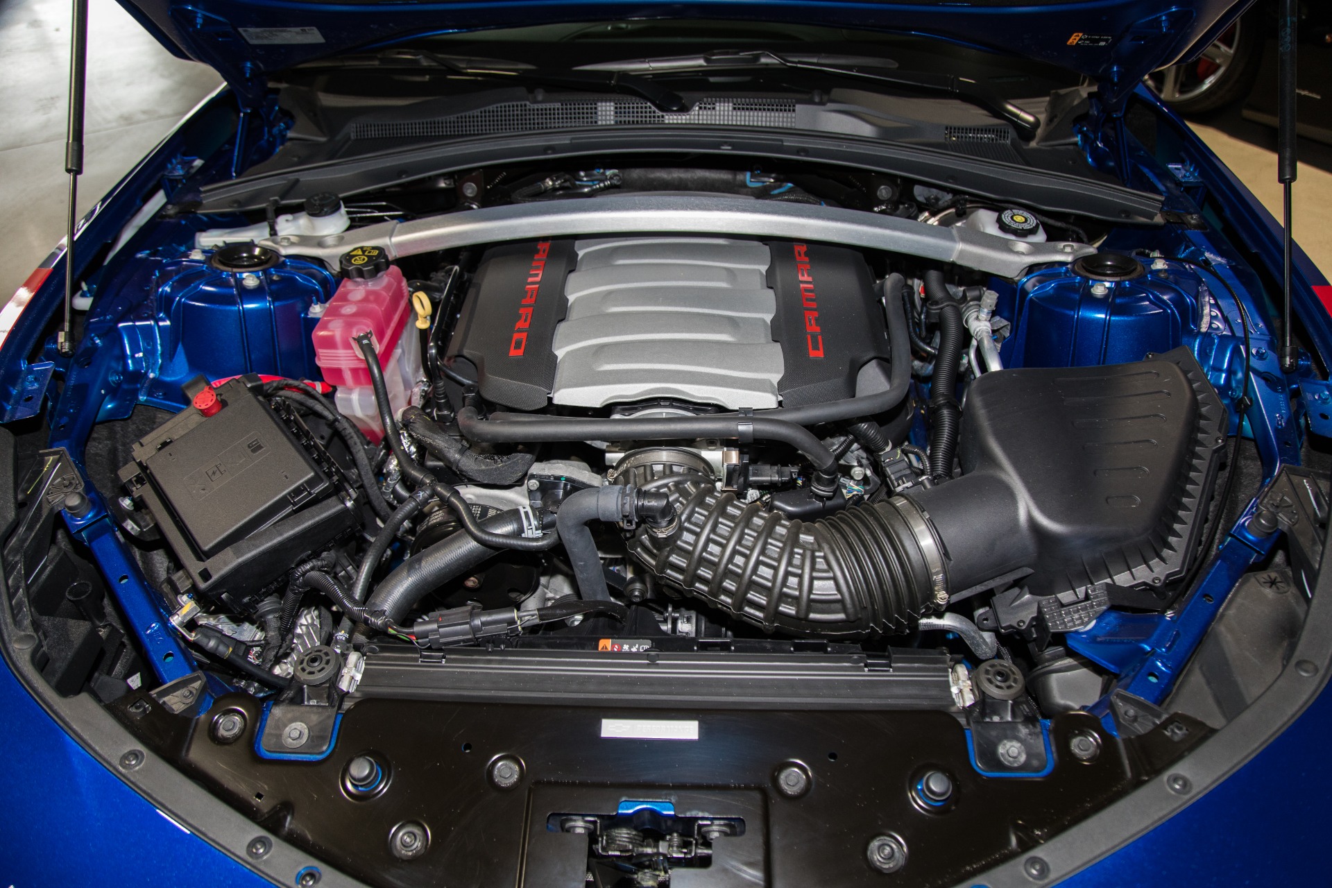 Used-2018-Chevrolet-Camaro-SS-Indy-500-Official-Vehicle