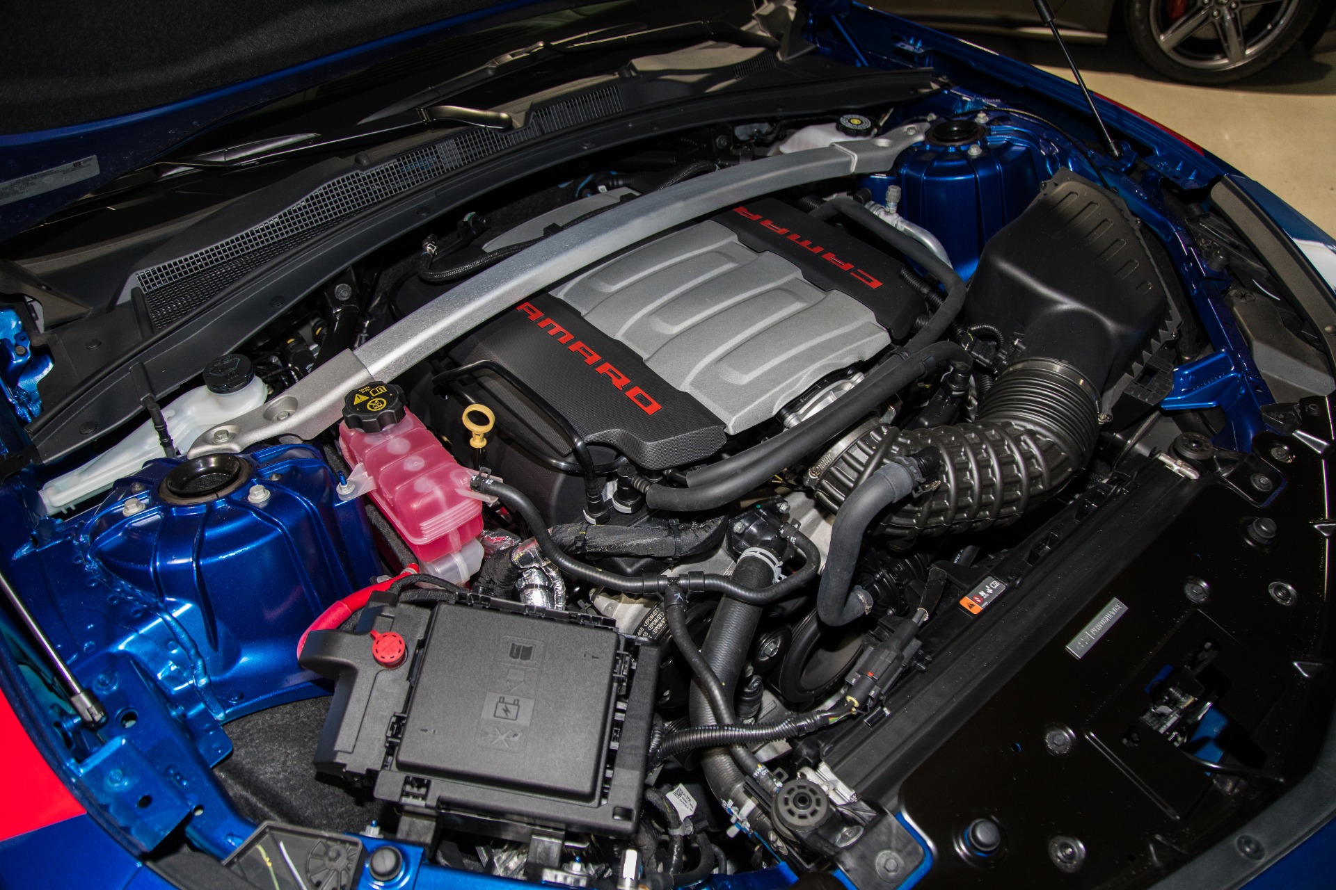 Used-2018-Chevrolet-Camaro-SS-Indy-500-Official-Vehicle