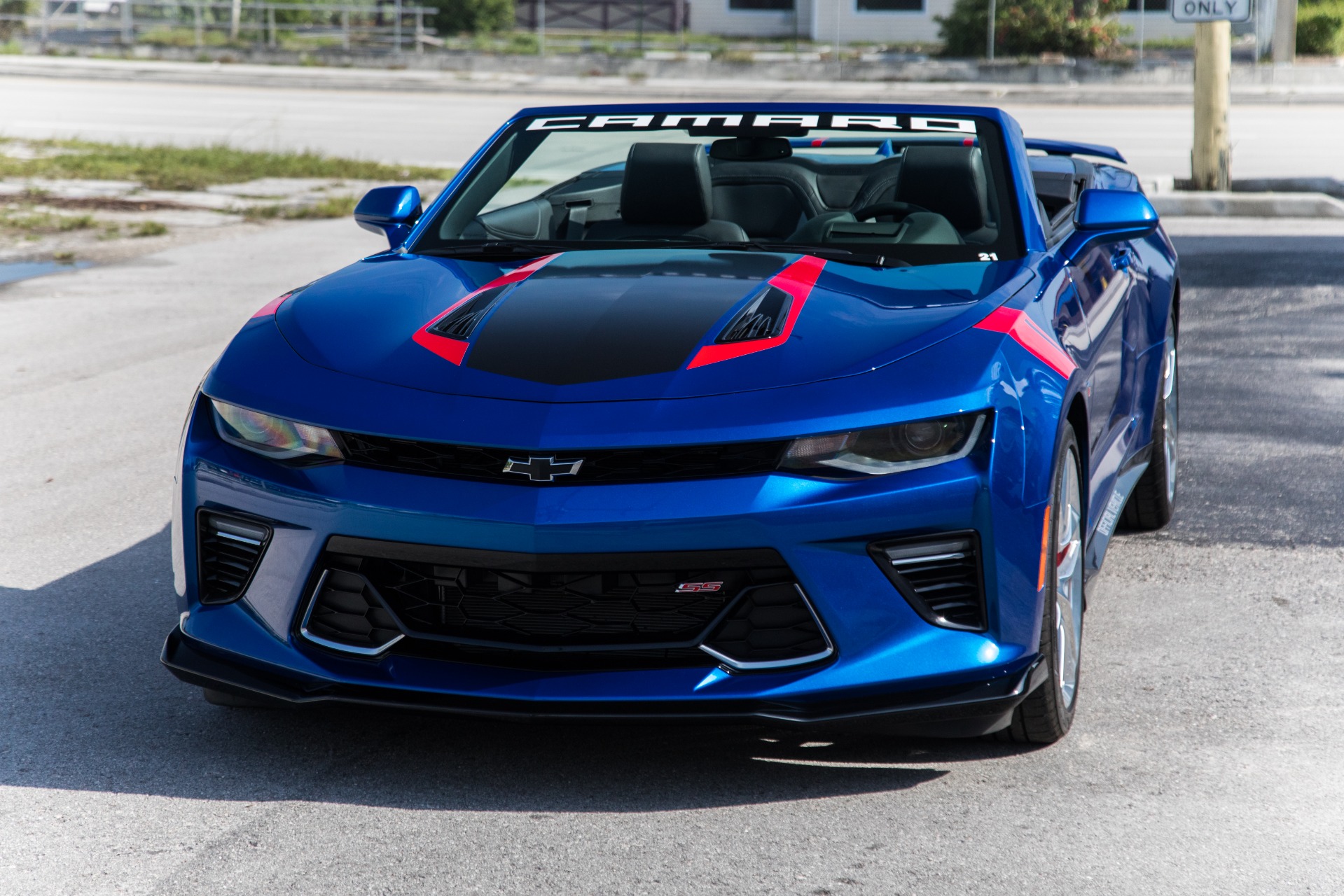 Used-2018-Chevrolet-Camaro-SS-Indy-500-Official-Vehicle