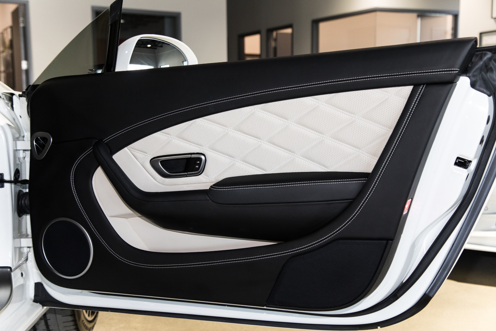 Used-2014-Bentley-Continental-GT-V8