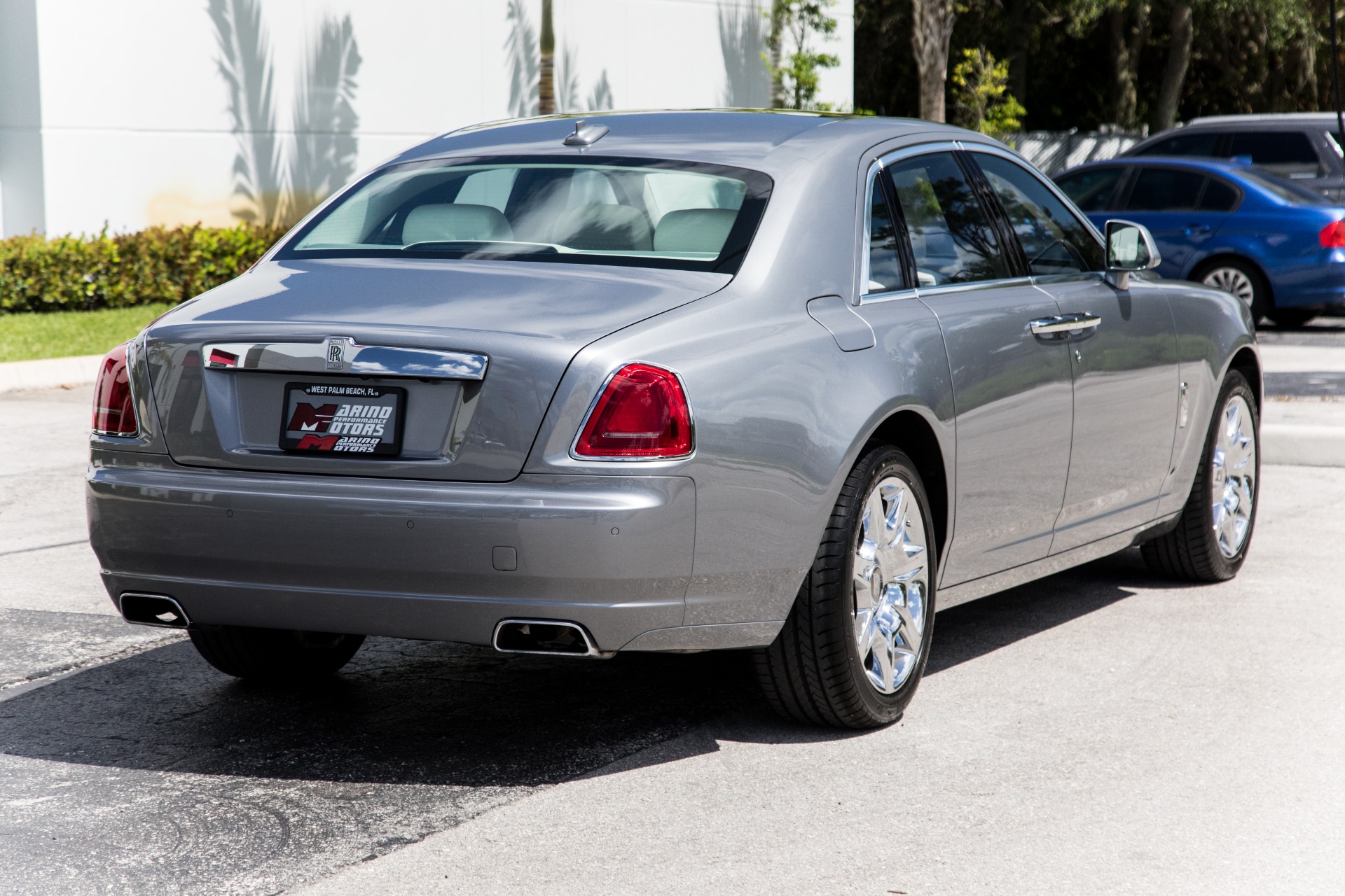 Used-2011-Rolls-Royce-Ghost