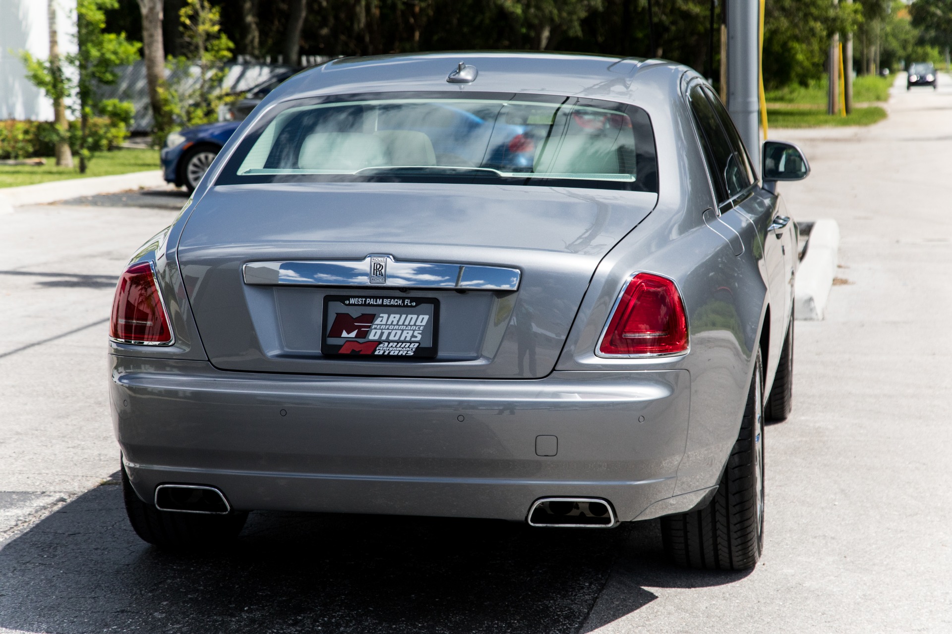 Used-2011-Rolls-Royce-Ghost