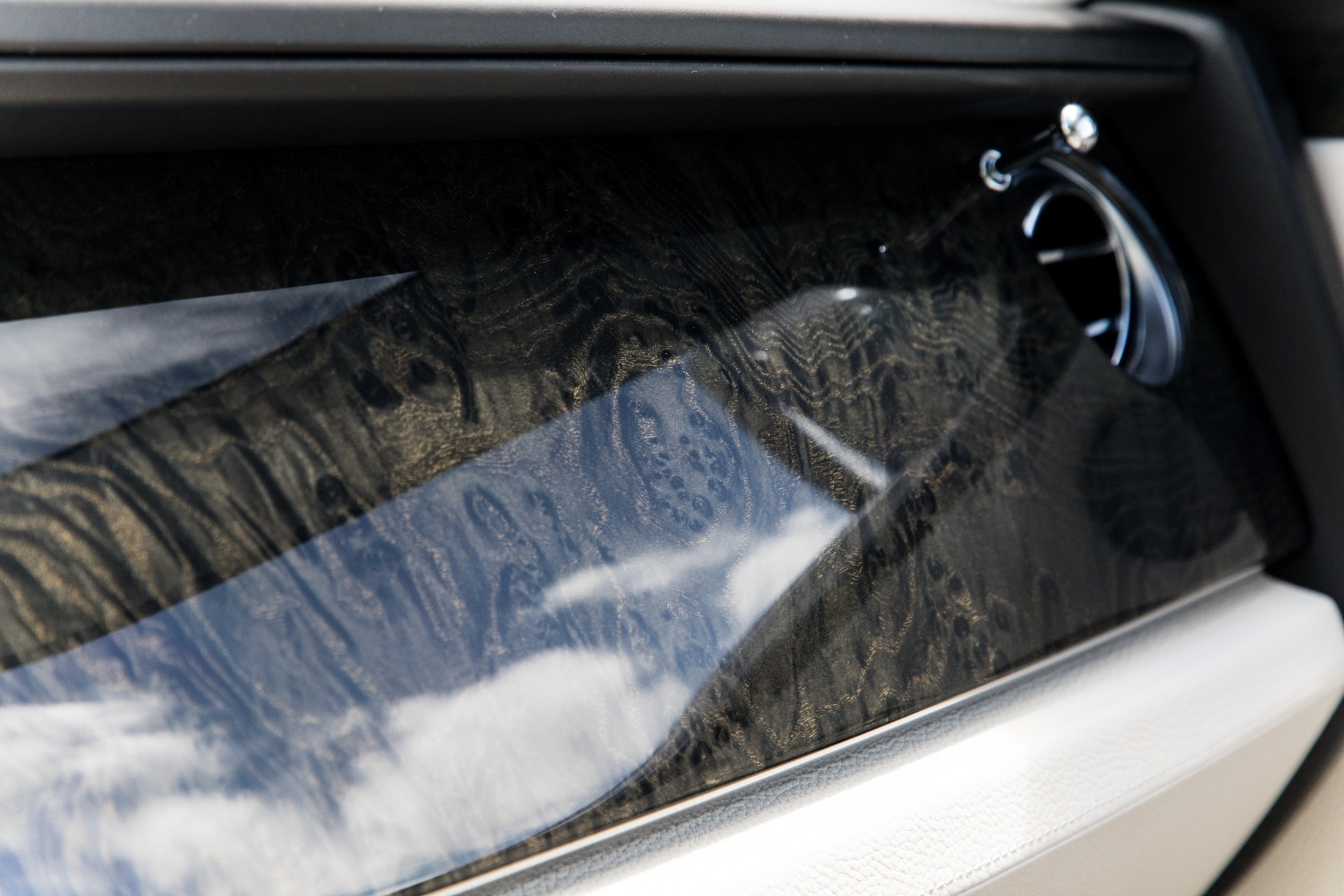 Used-2011-Rolls-Royce-Ghost