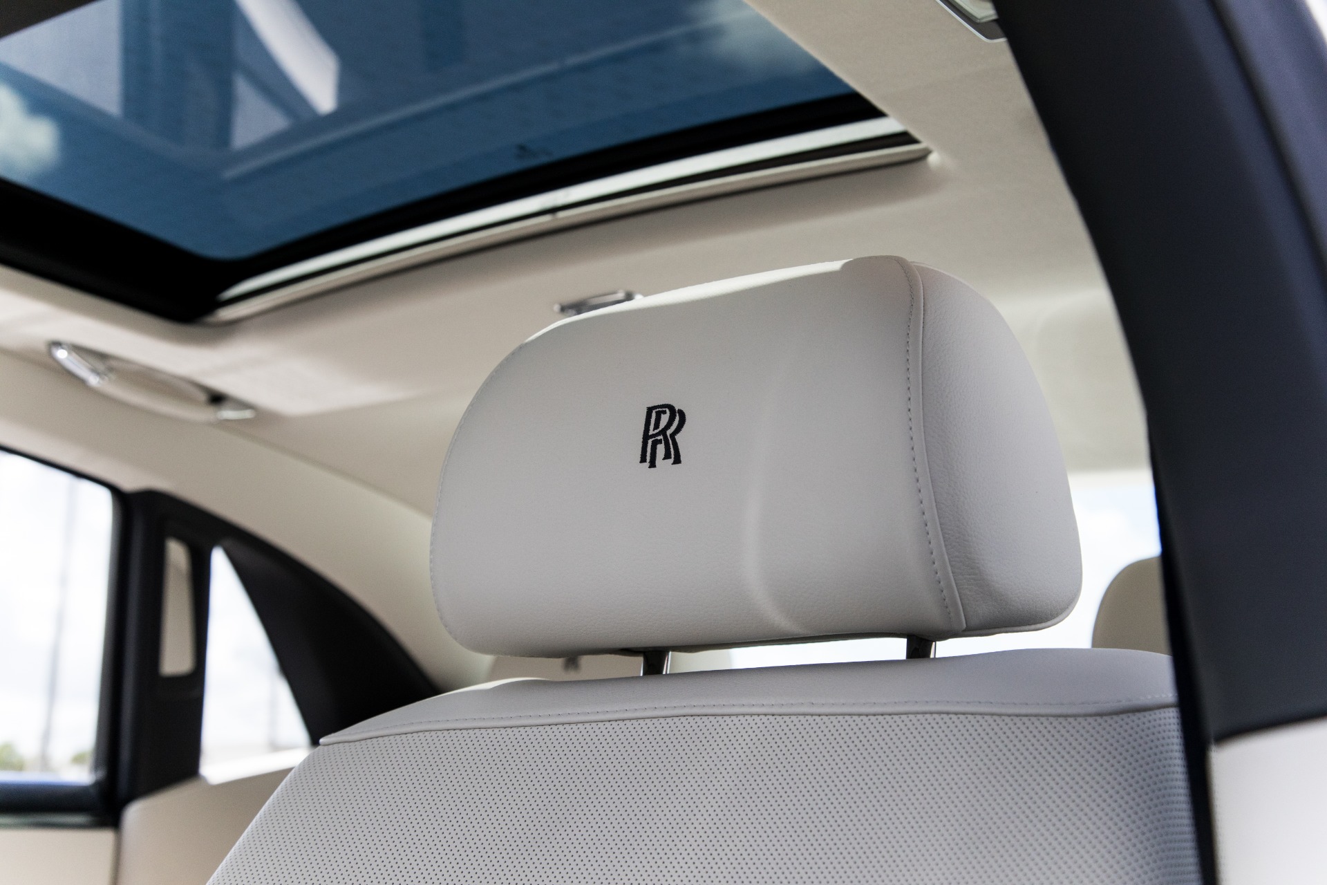 Used-2011-Rolls-Royce-Ghost
