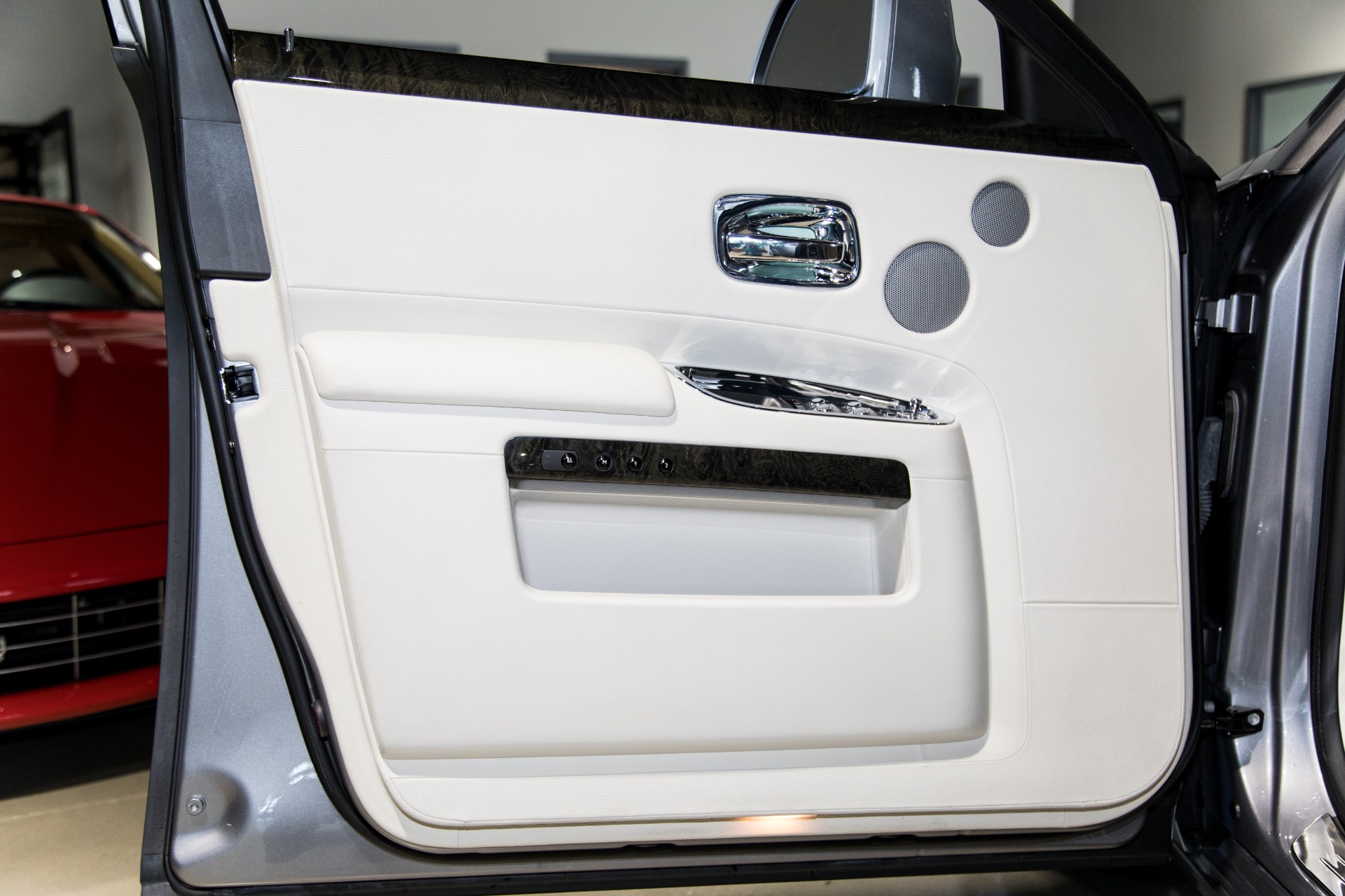 Used-2011-Rolls-Royce-Ghost