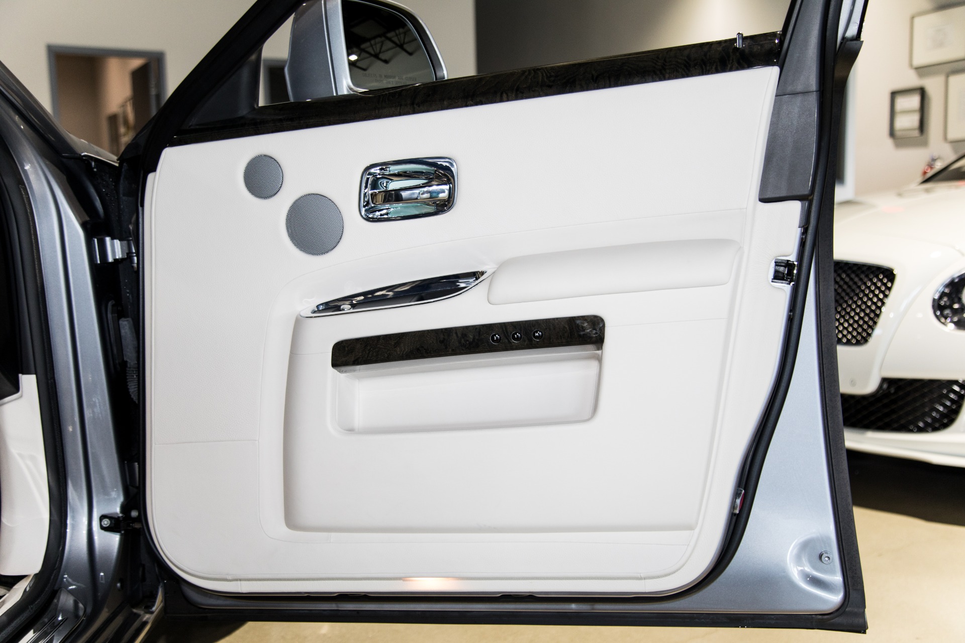 Used-2011-Rolls-Royce-Ghost