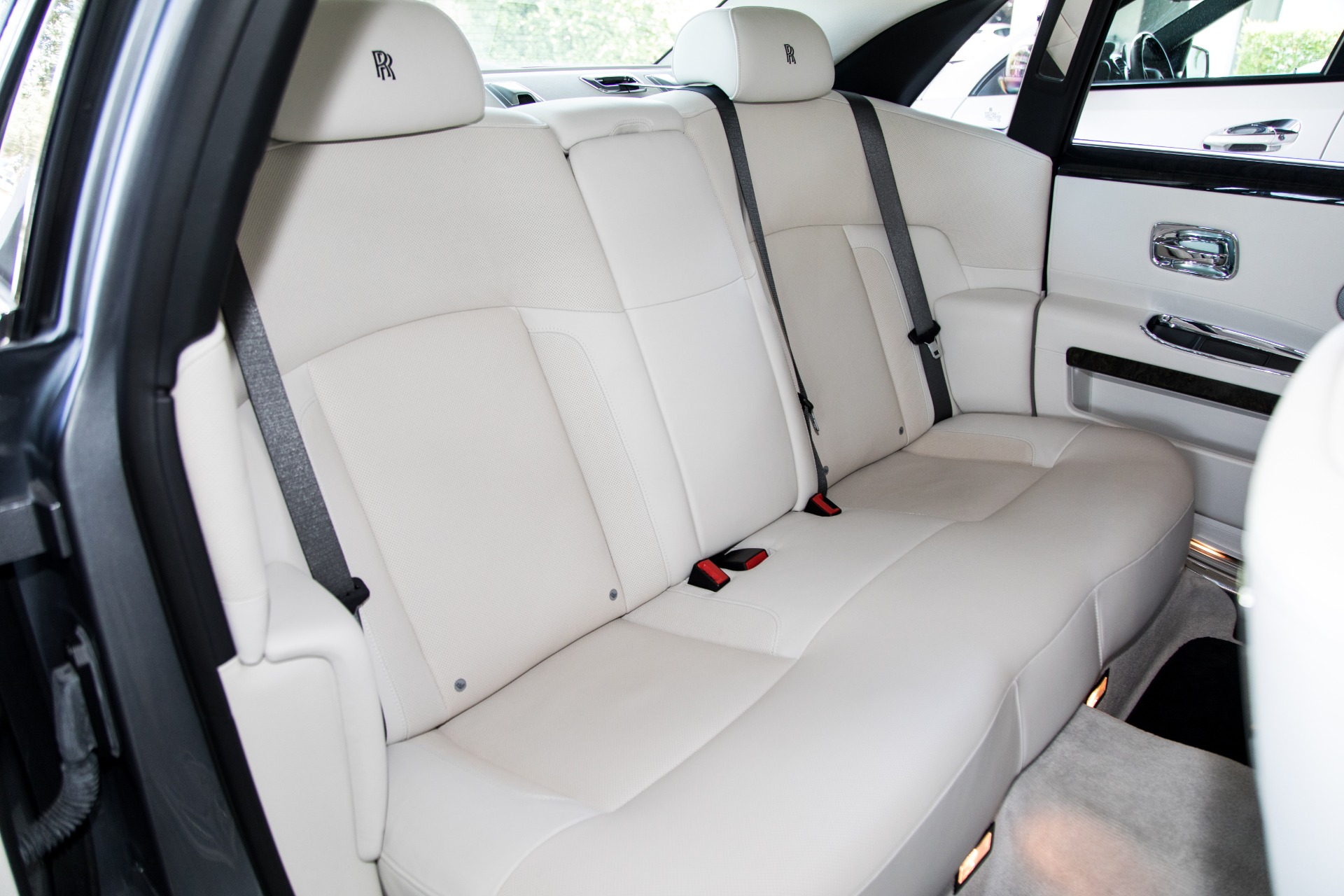 Used-2011-Rolls-Royce-Ghost