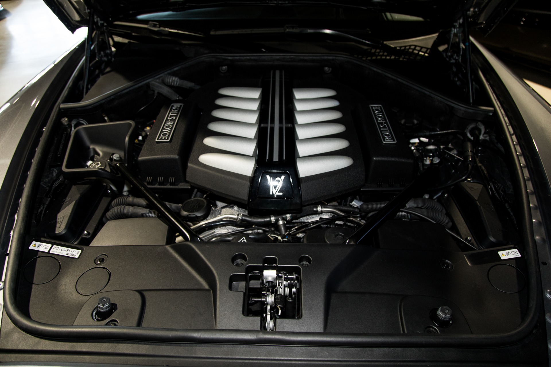 Used-2011-Rolls-Royce-Ghost