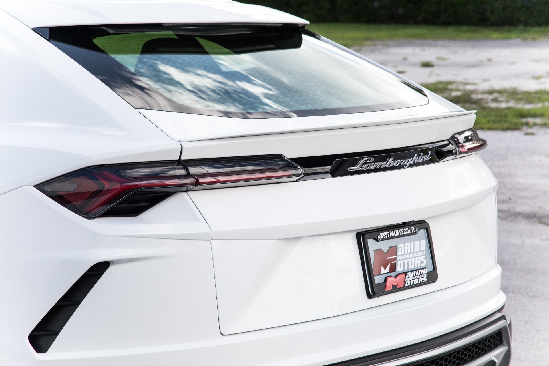 Used-2019-Lamborghini-Urus