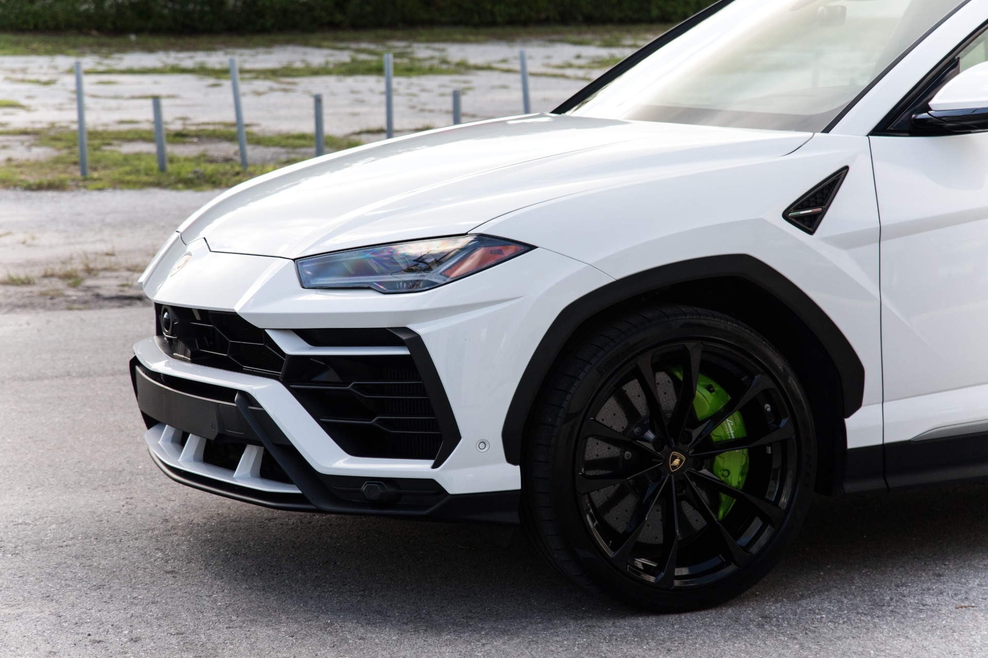 Used-2019-Lamborghini-Urus