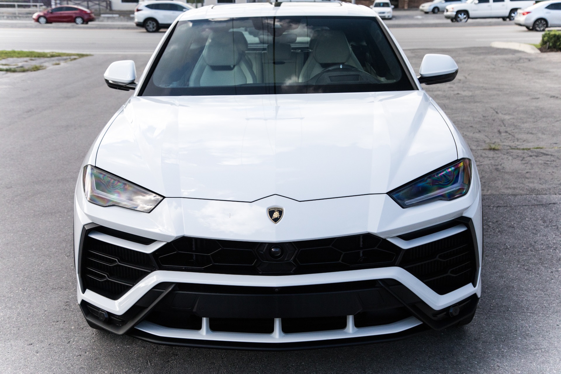 Used-2019-Lamborghini-Urus